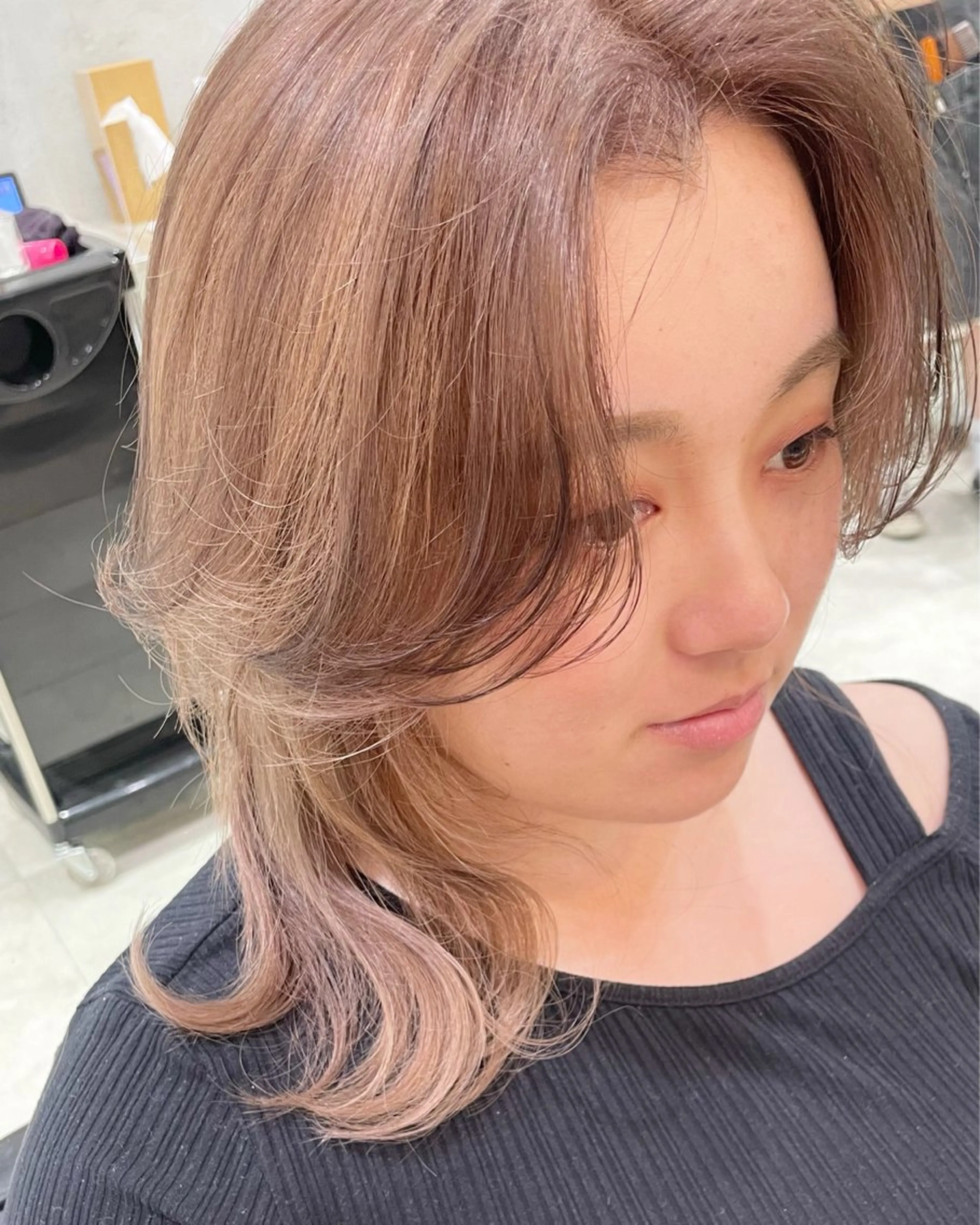 セミロング カラー 💫骨格診断カット 🌈KAHOのヘアスタイル