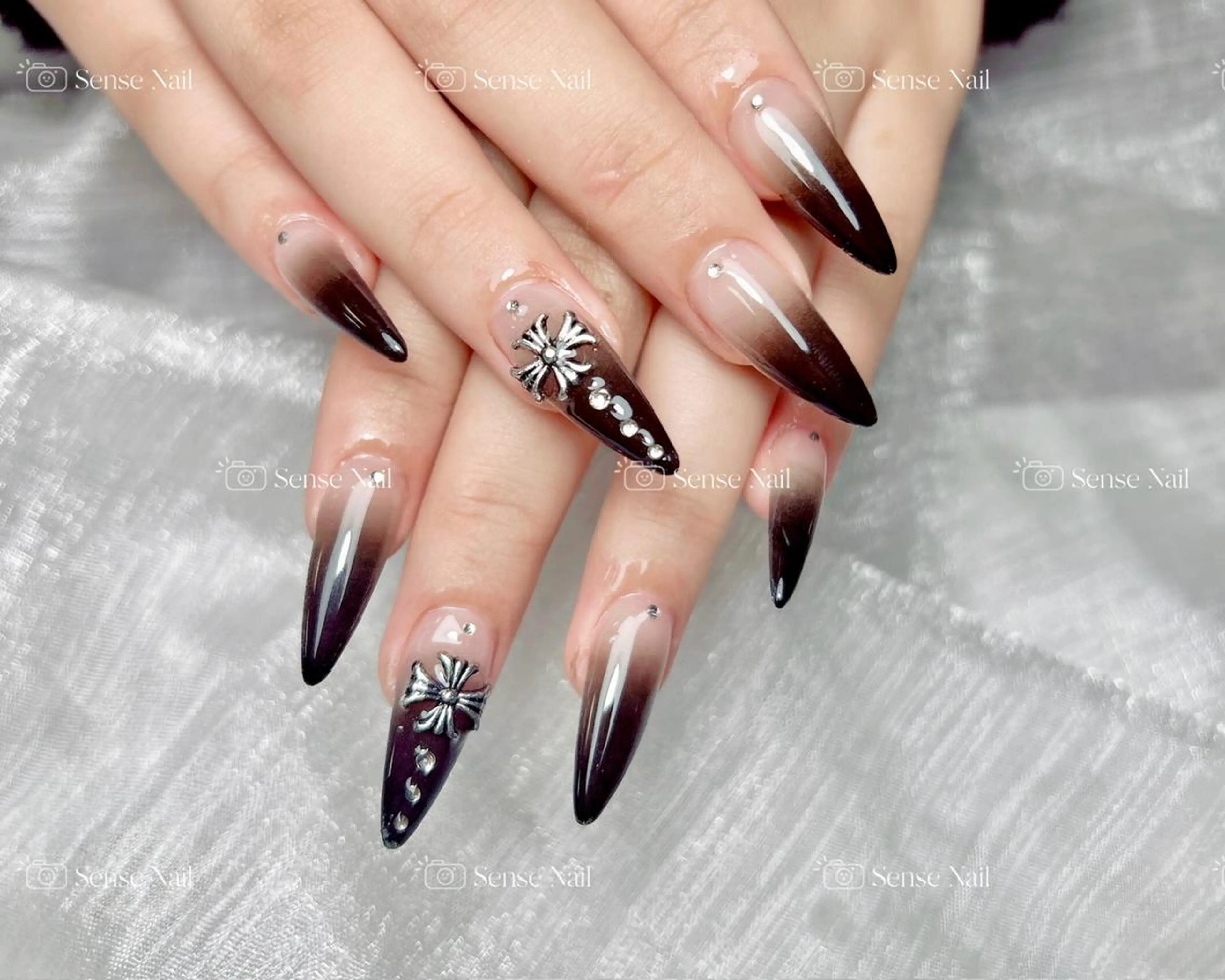 ネイル YUKI 💗 渋谷店のネイルデザイン