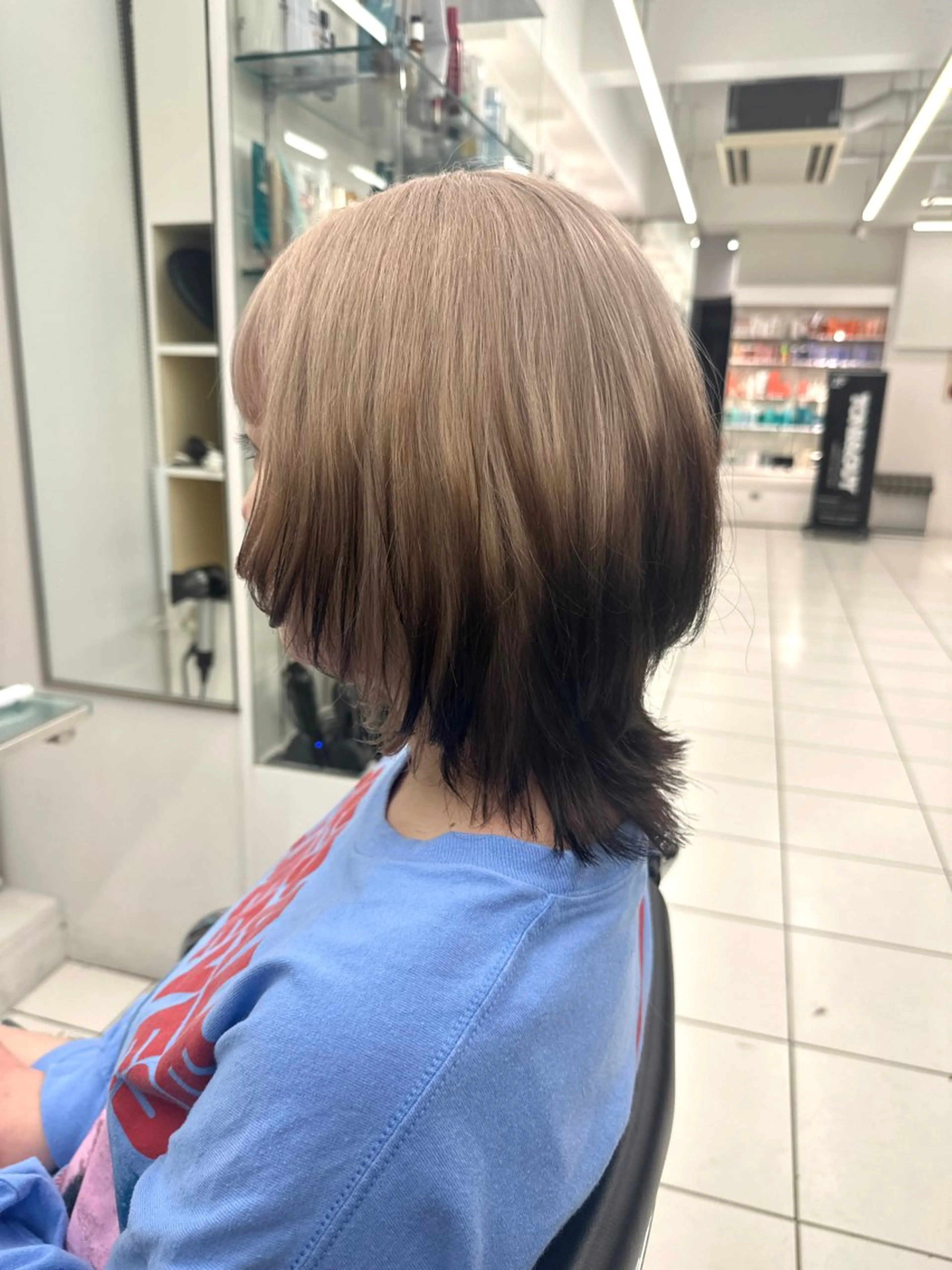 ミディアム 高橋 沙央のヘアスタイル