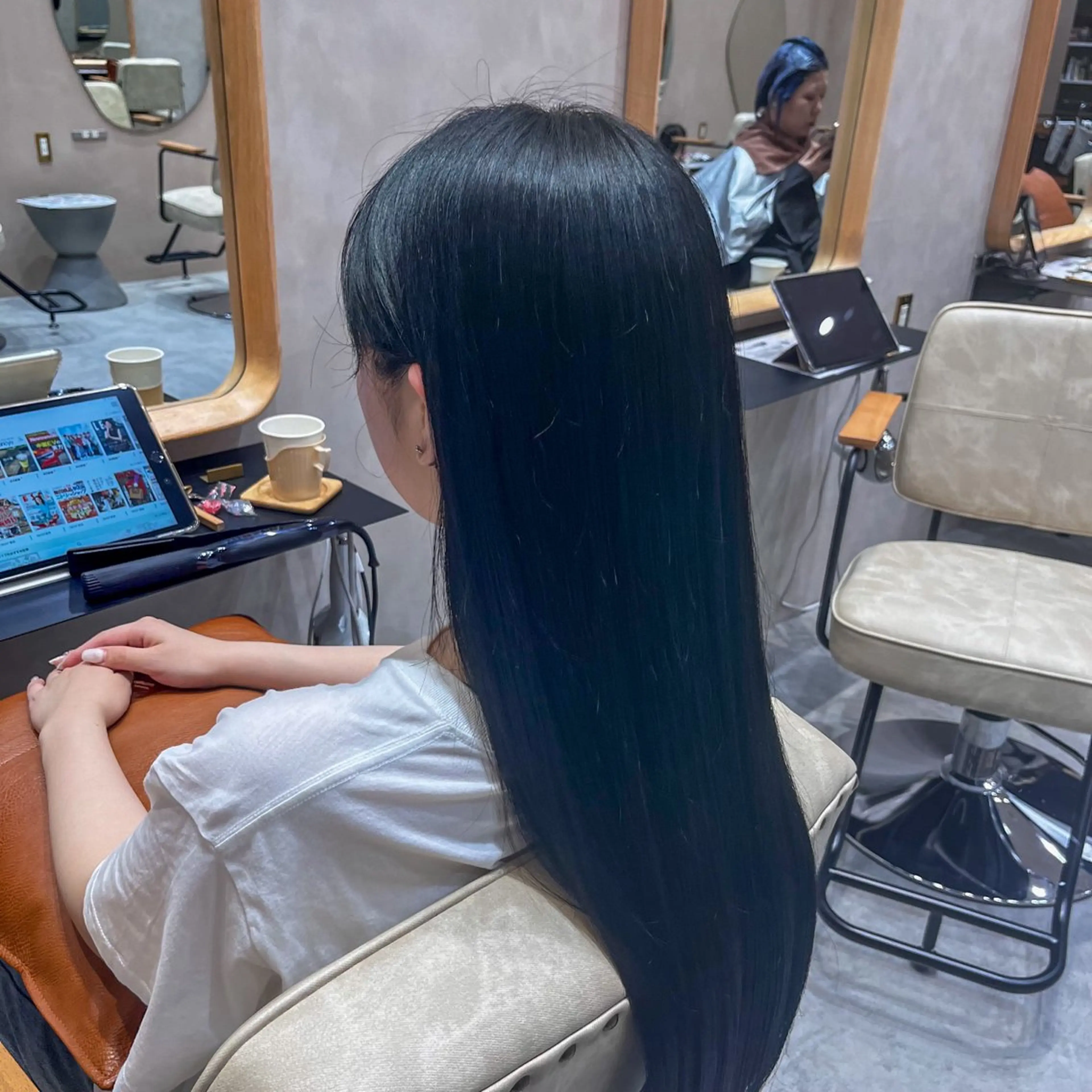 ロング 透明感寒色 カラー/さとゆな💛のヘアスタイル