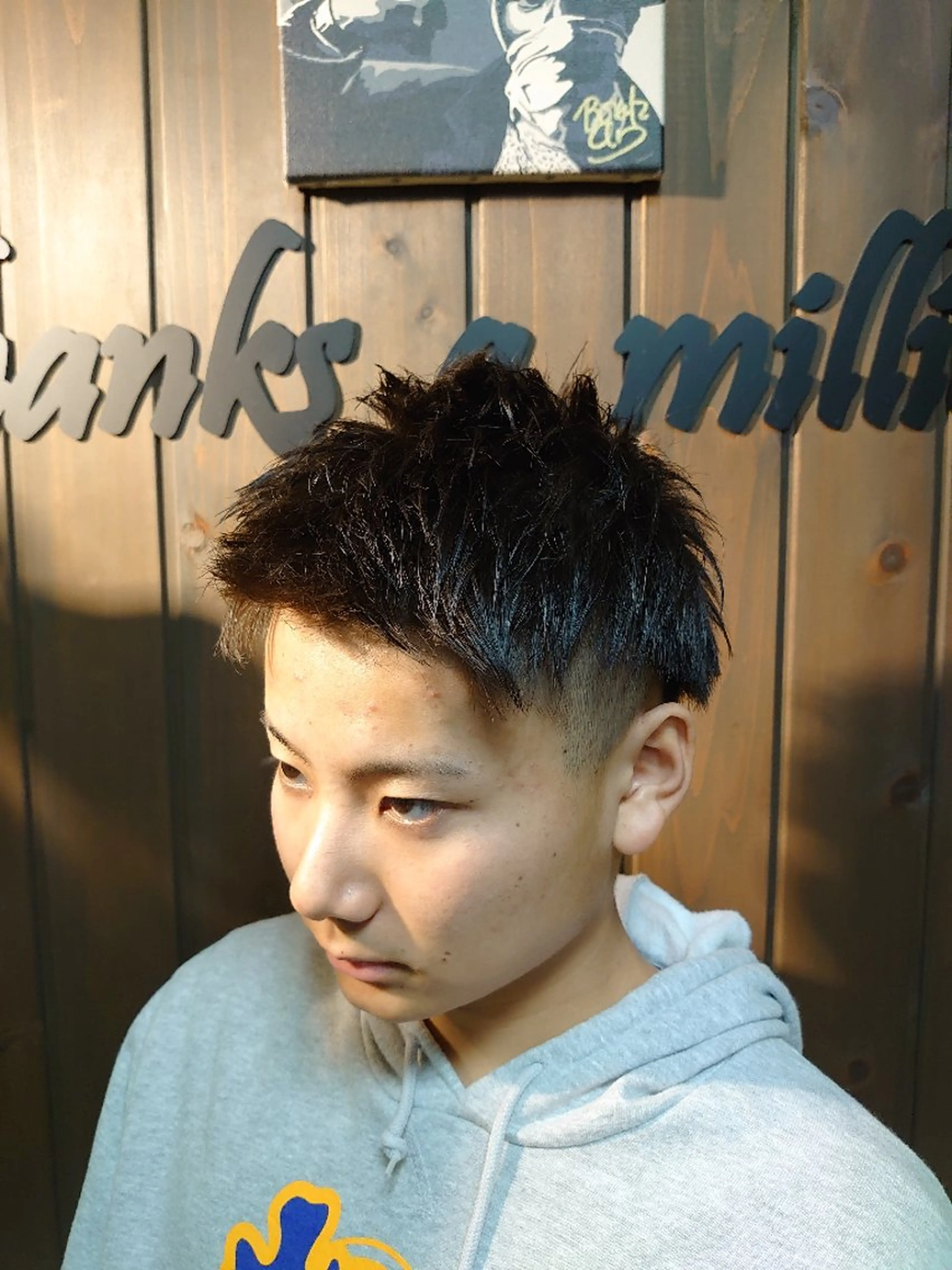 メンズ ショート スパイキーショート ショートヘア カット サンフラット所属・岡林 選のヘアスタイル