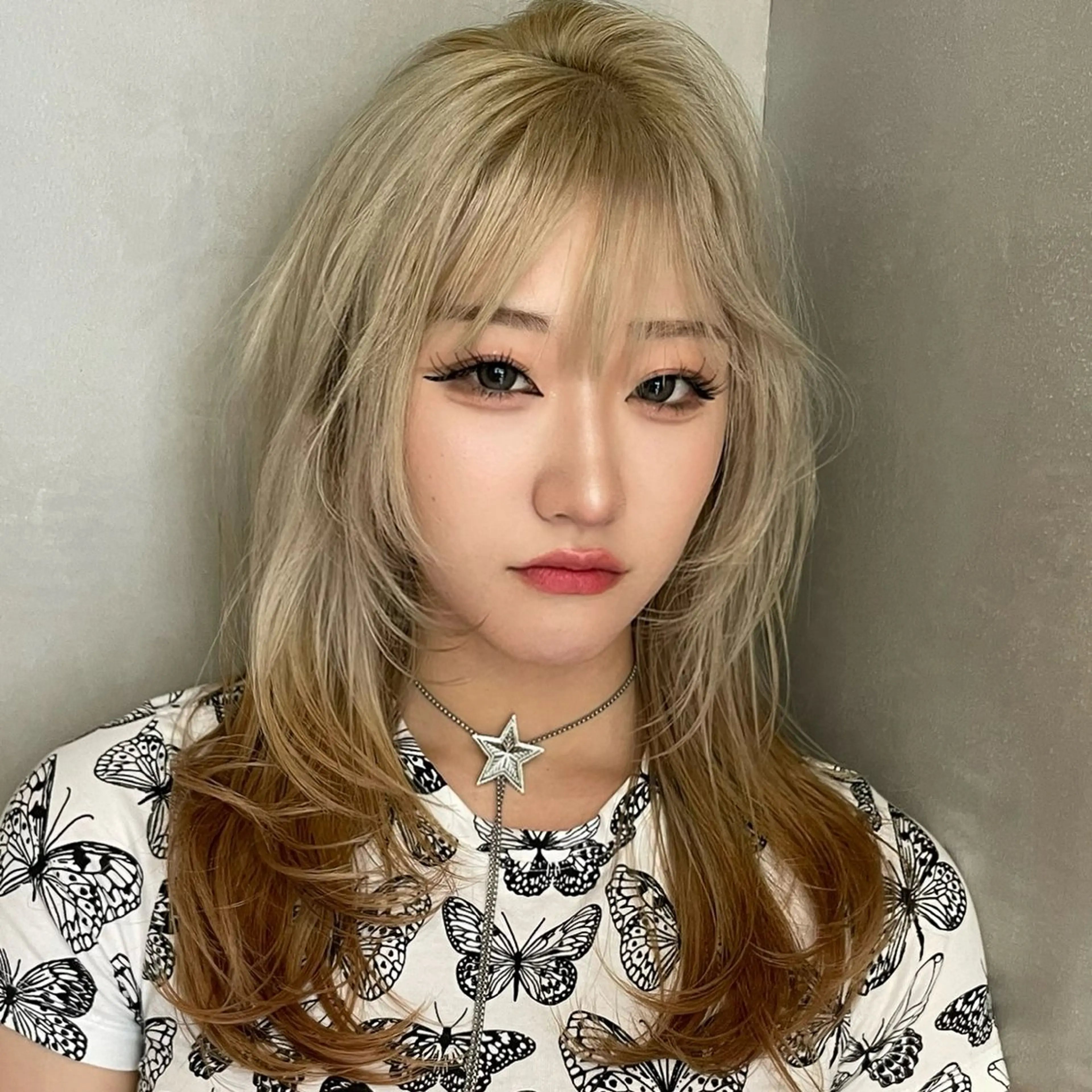 ミディアム カラー カット ヘアカラー 🍭ハイトーン/レイ ヤーカット🍭チャンのヘアスタイル