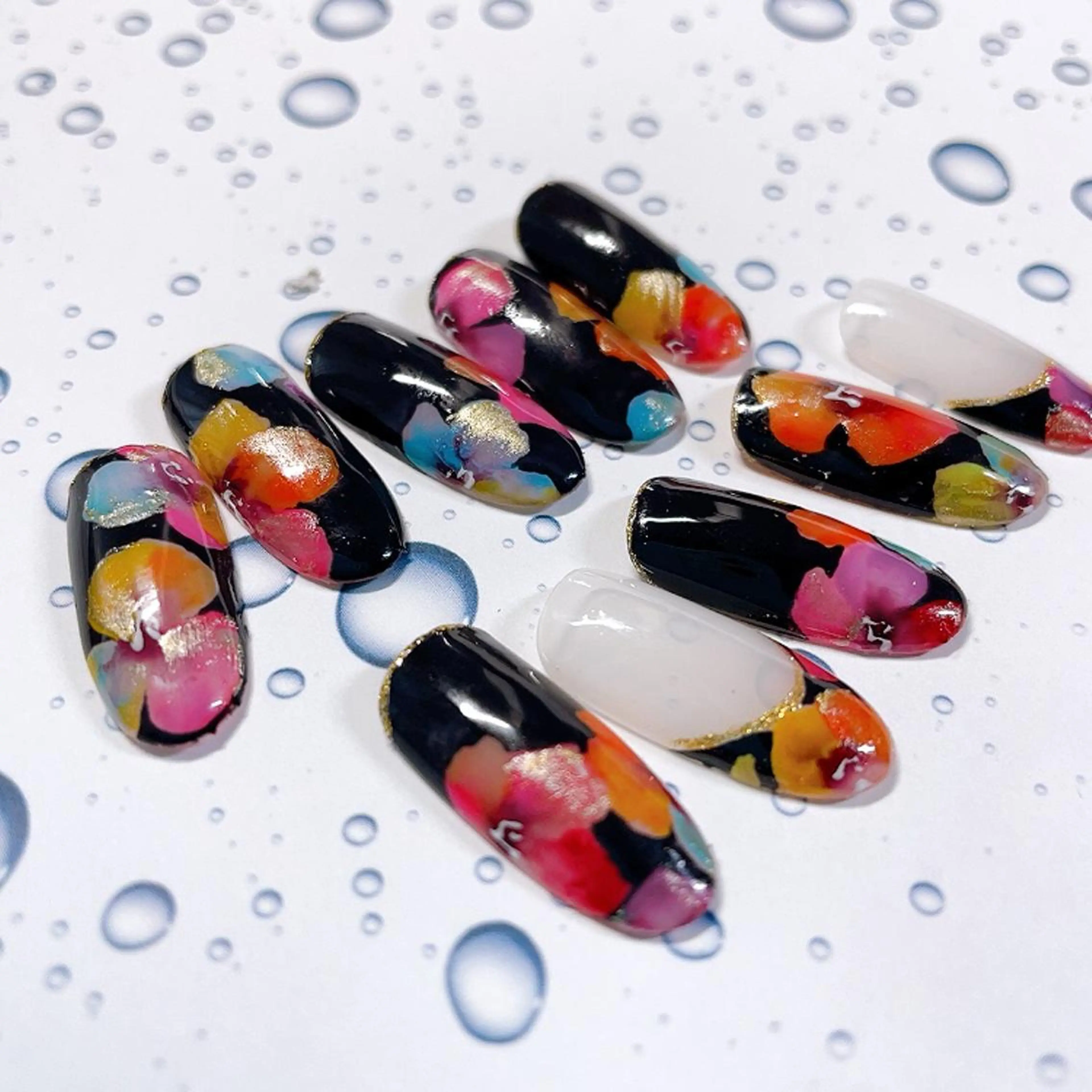 ネイル 奥園 良恵のネイルデザイン