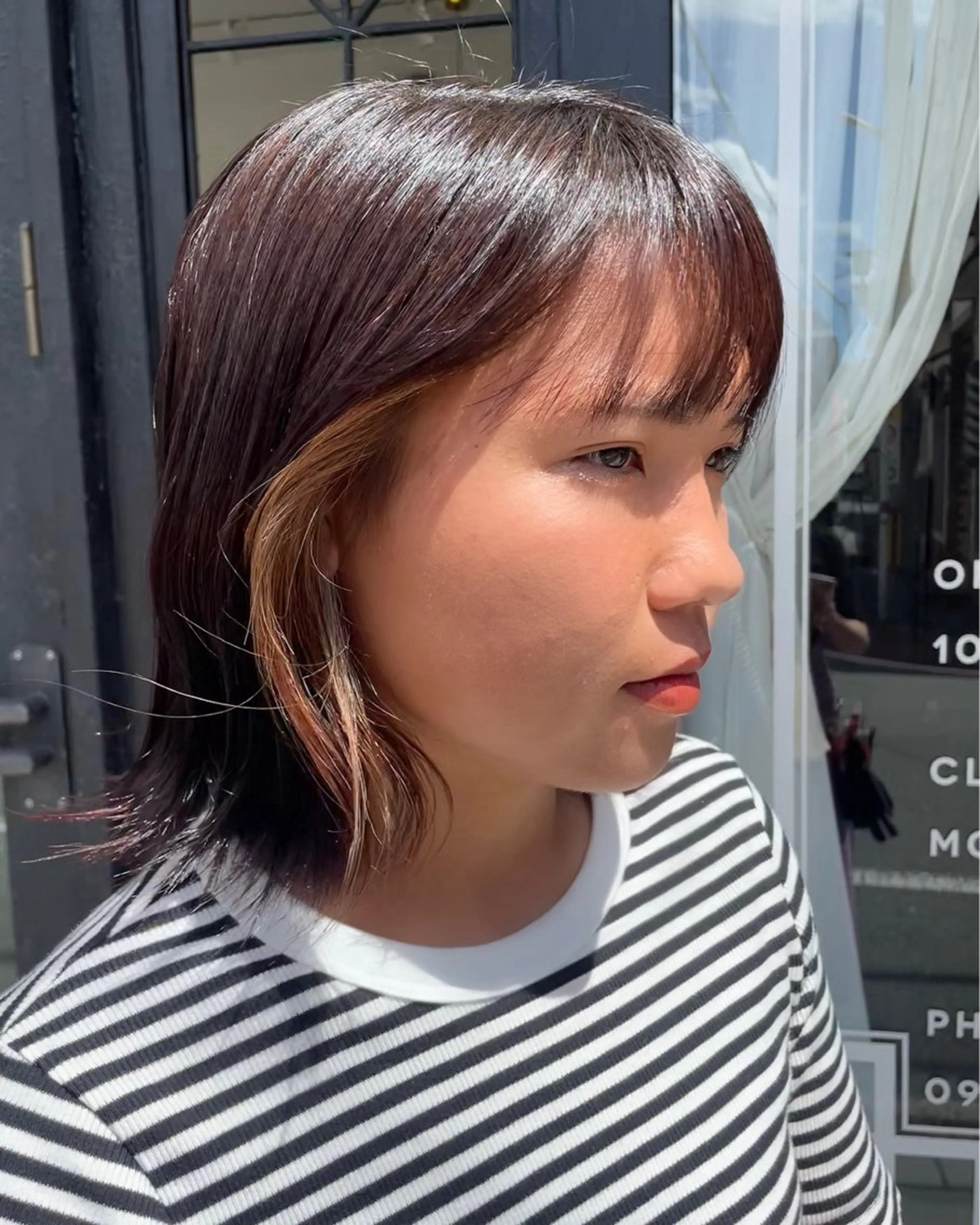 ミディアム カット ヘアカラー 宮前 芽衣のヘアスタイル