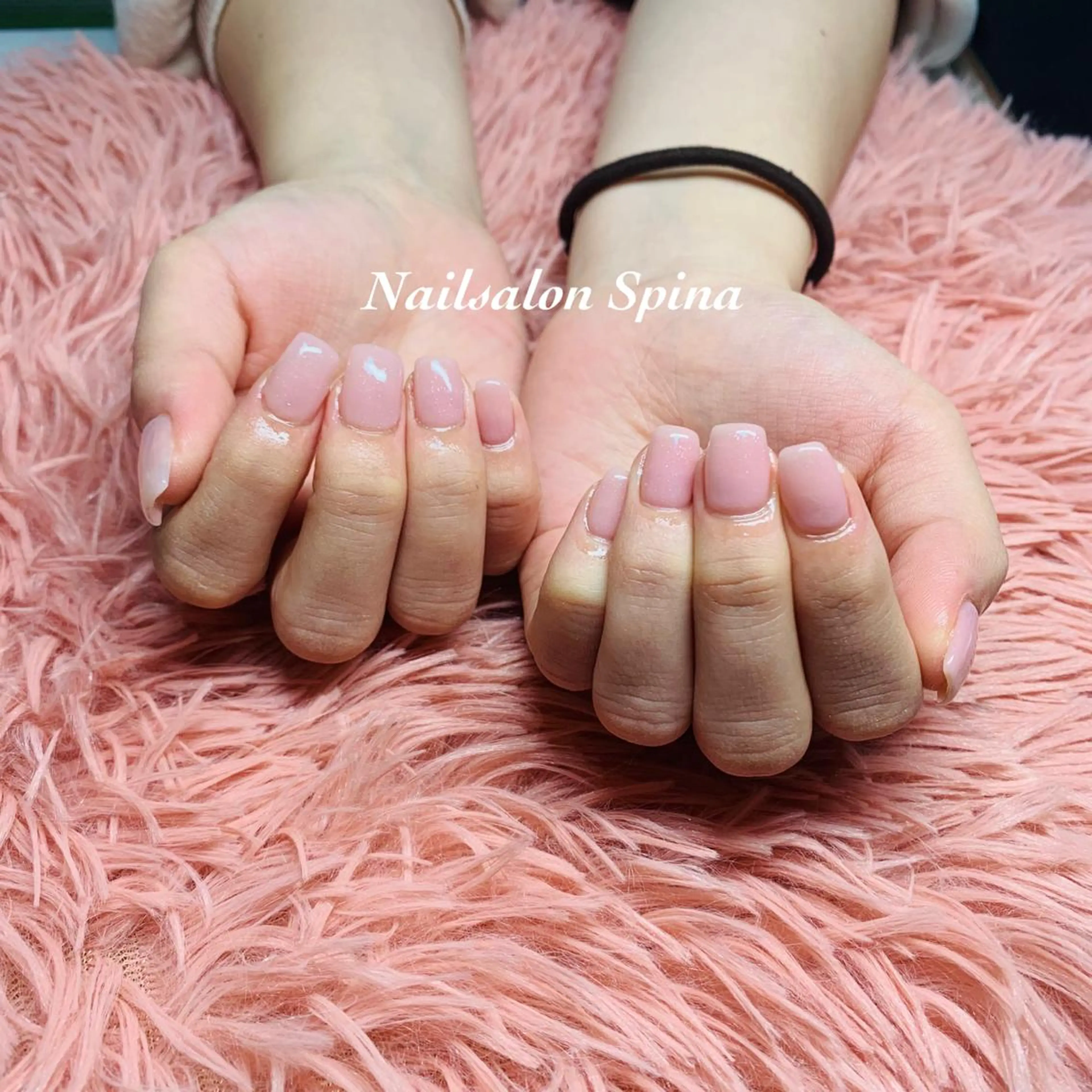 ネイル アートネイル ジェルネイル ワンカラーネイル ピンク シンプルネイル Nailsalon Spina 琴美のネイルデザイン