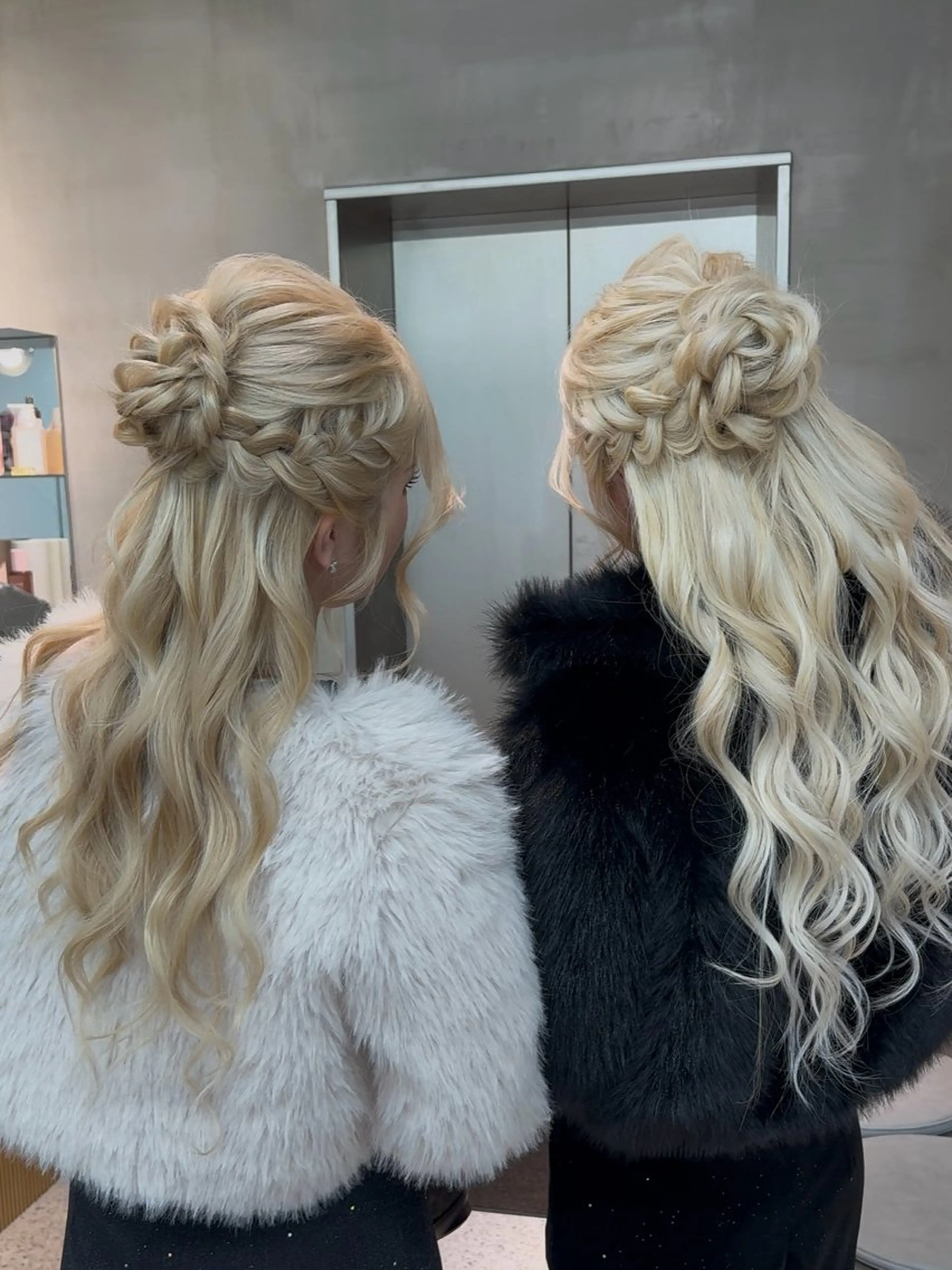 ロング ヘアアレンジ ヘアセット ARIA💎縮毛矯正 ブリーチ💎複雑履歴のヘアスタイル