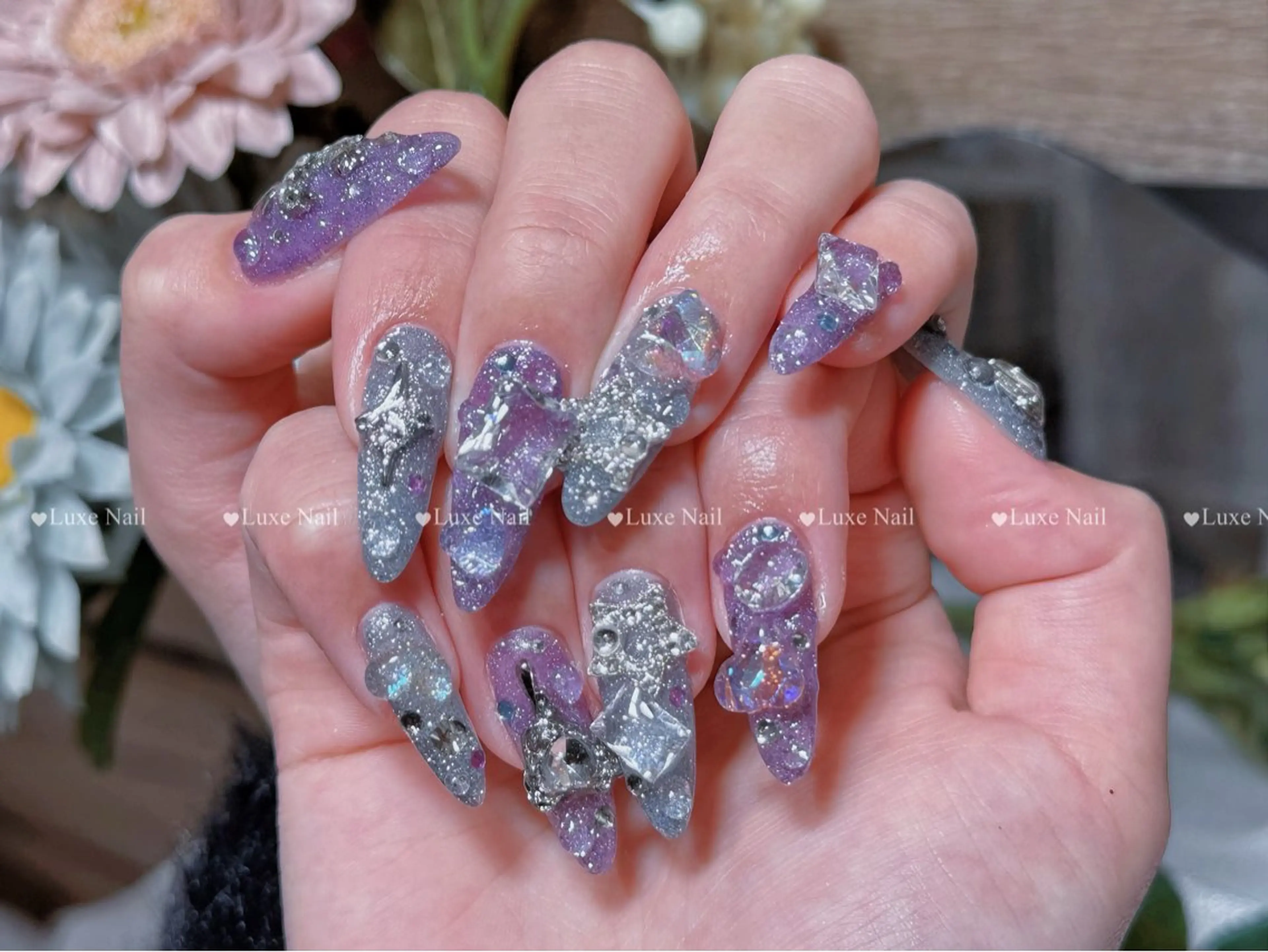 ネイル フラッシュネイル フットネイル フレンチネイル ジェルネイル ガラスフレンチ ハンドネイル ハンドケア Luxe Nail Salonのネイルデザイン