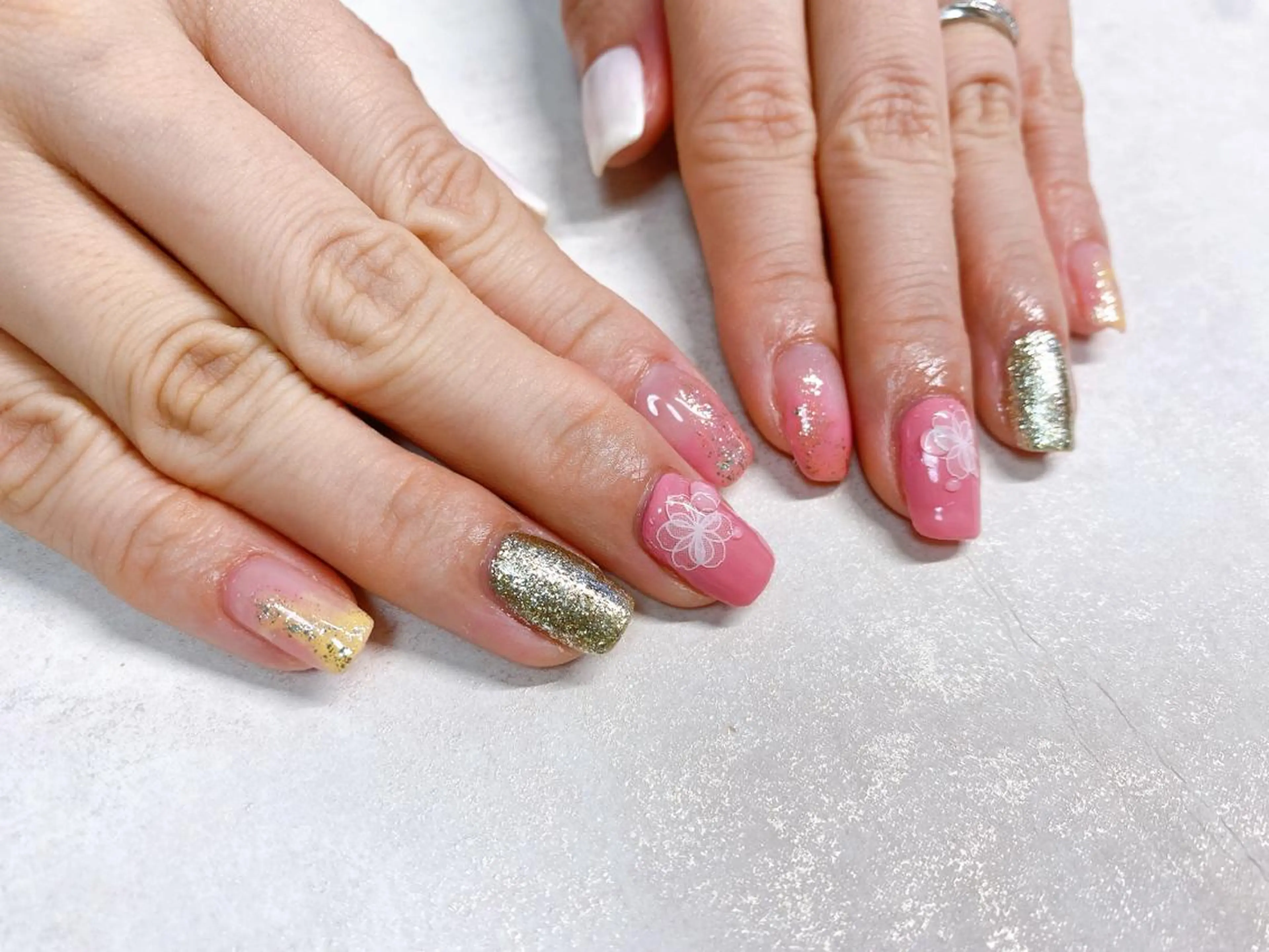 ネイル オーロラネイル フラワーネイル フットネイル フレンチネイル ジェルネイル Mogu nail 二子玉川のネイルデザイン