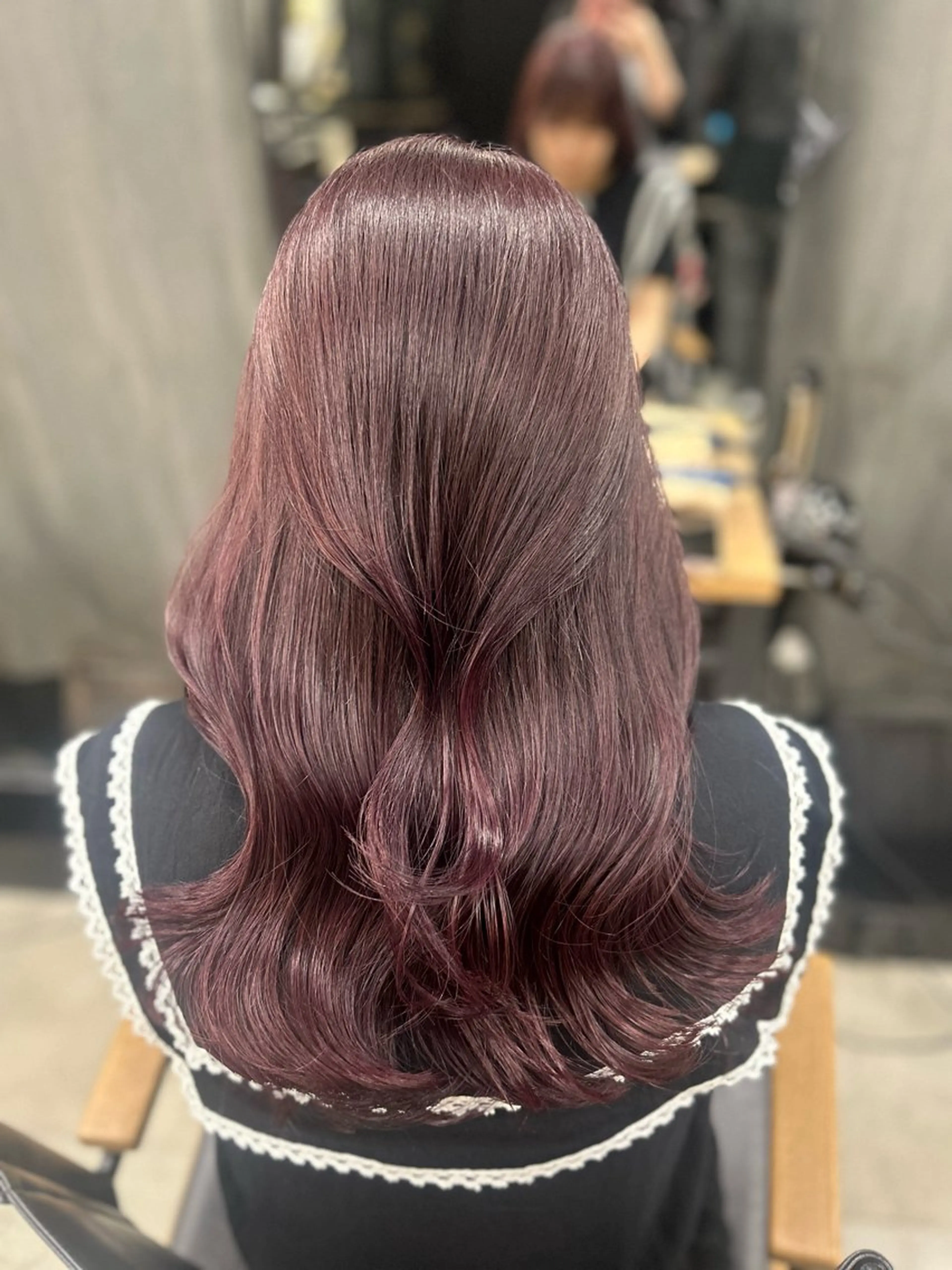 セミロング 女性らしいモテヘア 韓国ヘアhikariのヘアスタイル