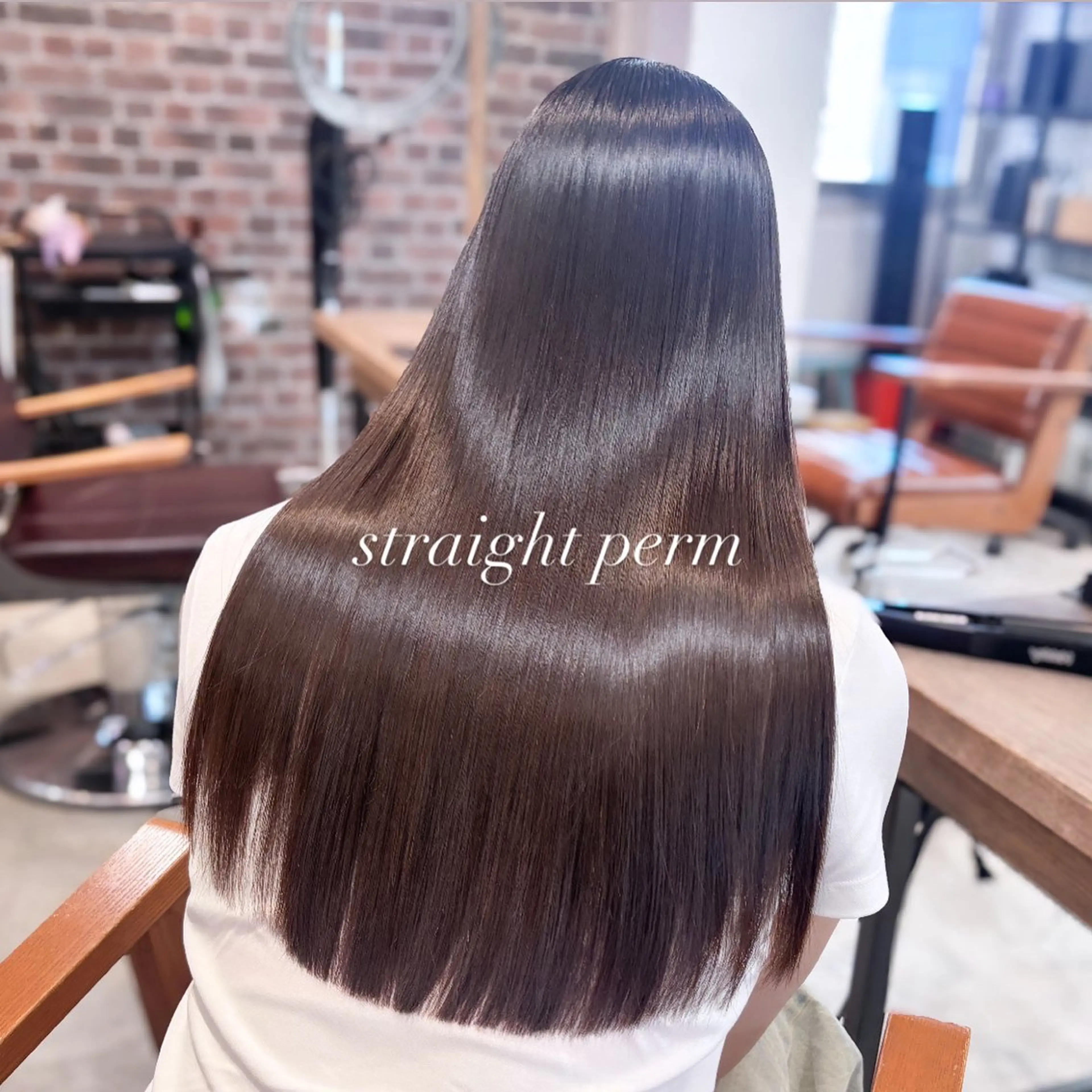 ロング パーマ 艶カラー🫧 猿渡 響のヘアスタイル