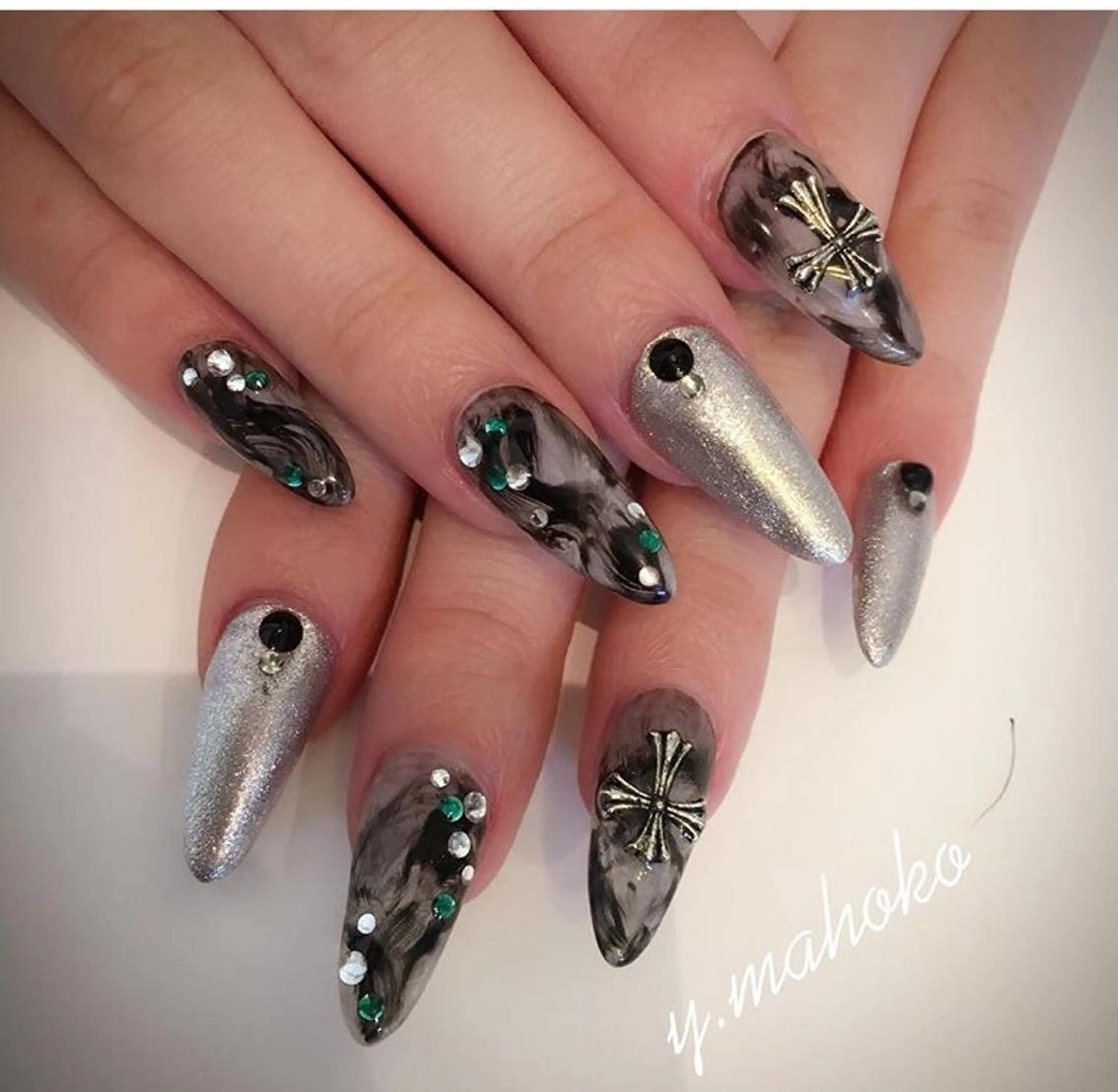 ネイル She nail studio 原宿所属・パラジェル有/ スカルプ/mahoのネイルデザイン