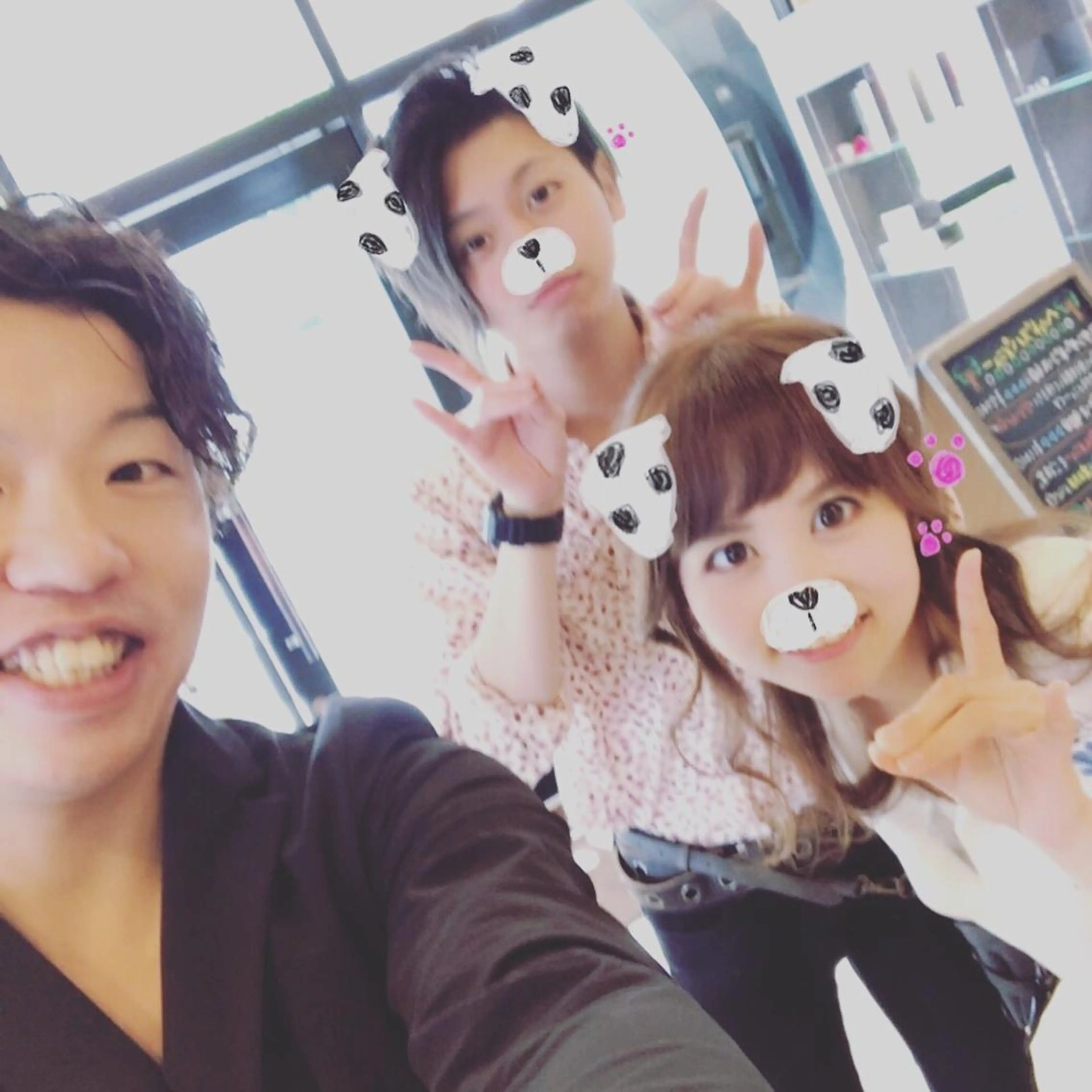 ミディアム ému エミュ　hair &spa所属・近藤 みゅうまのヘアスタイル