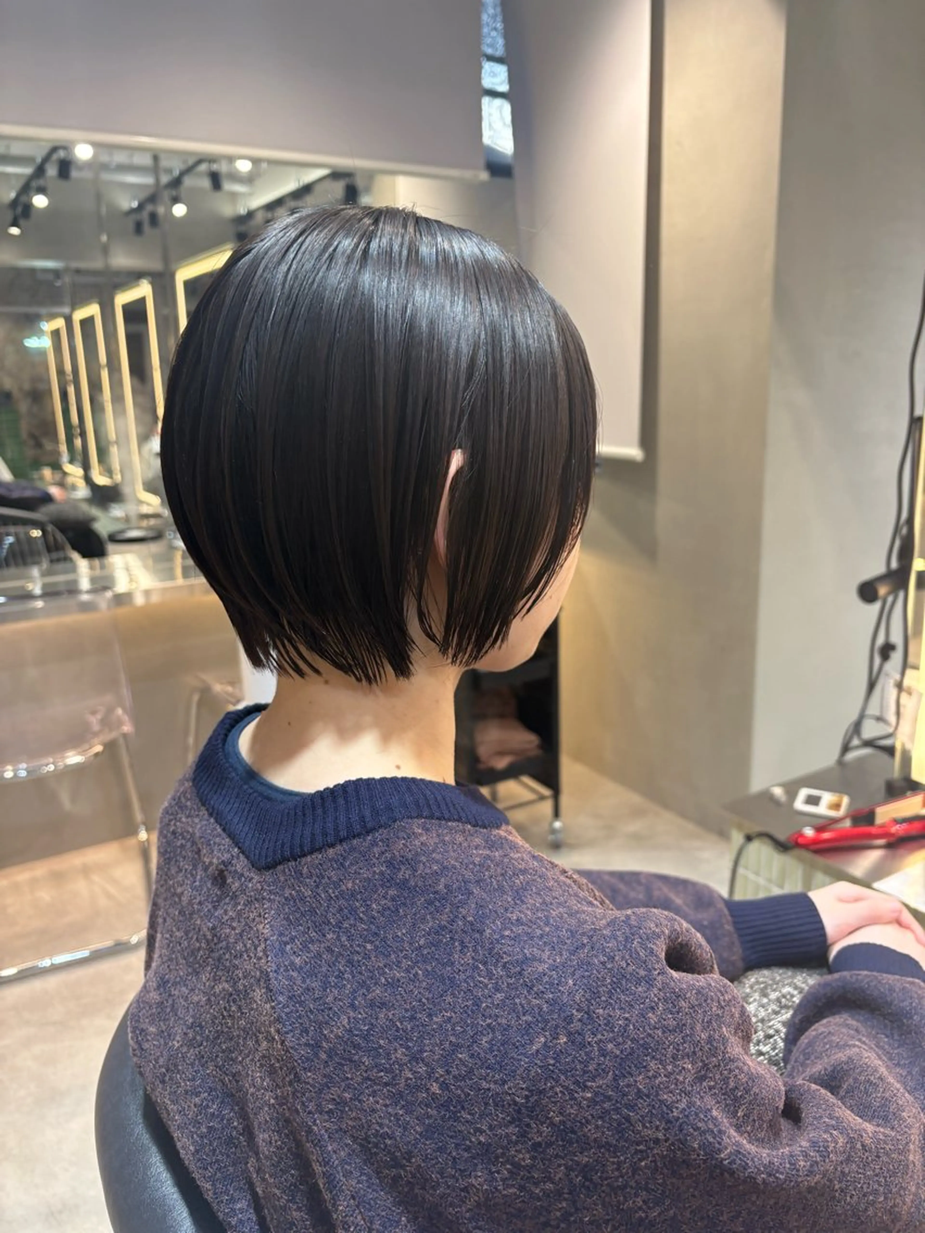 ショート カット ヘアカラー トリートメント オリーブベージュ/シ ョートボブたまき🧡のヘアスタイル