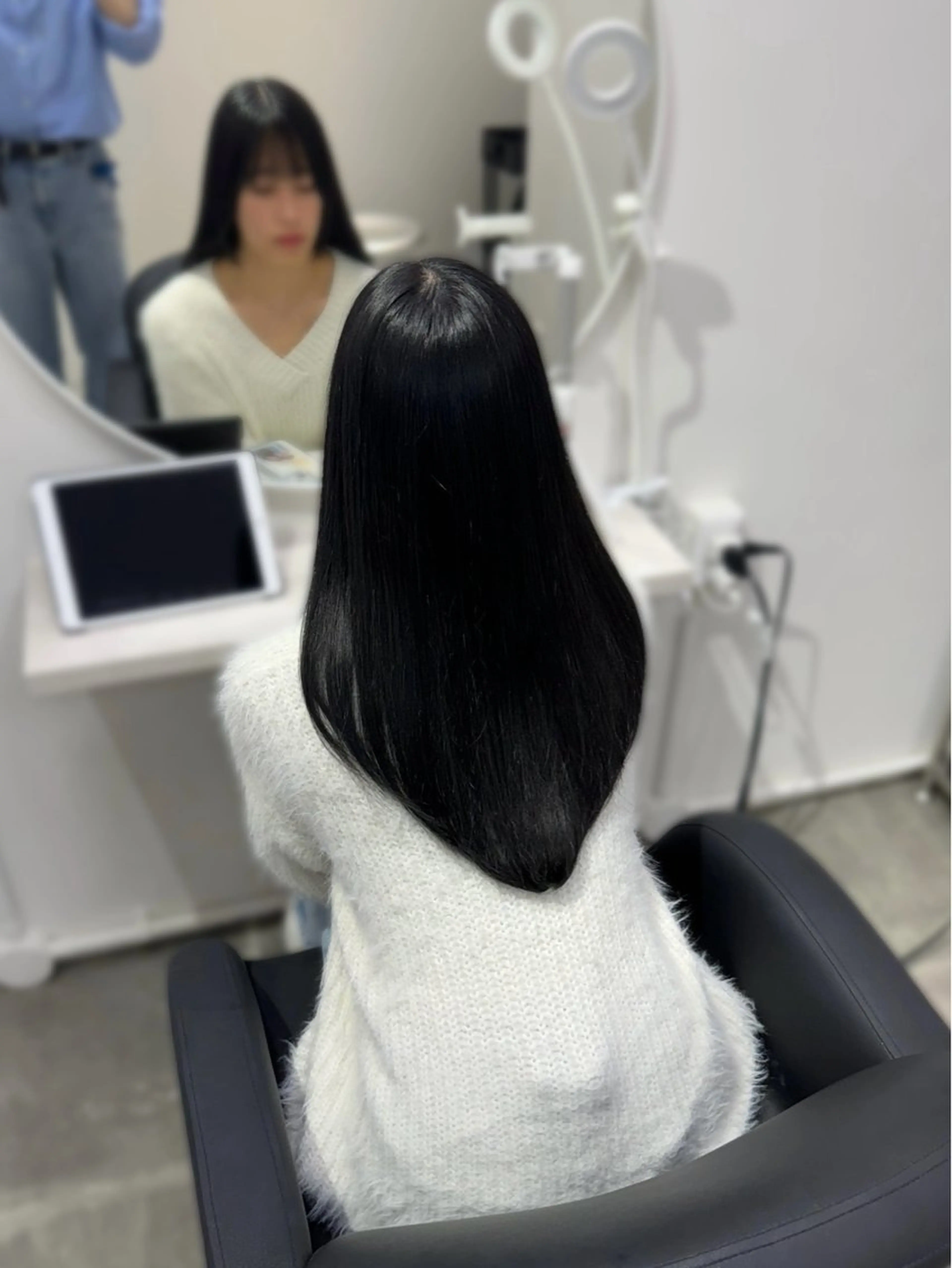 ロング カラー カット ヘアカラー トリートメント YUZU🎀顔まわり ×レイヤーカットのヘアスタイル