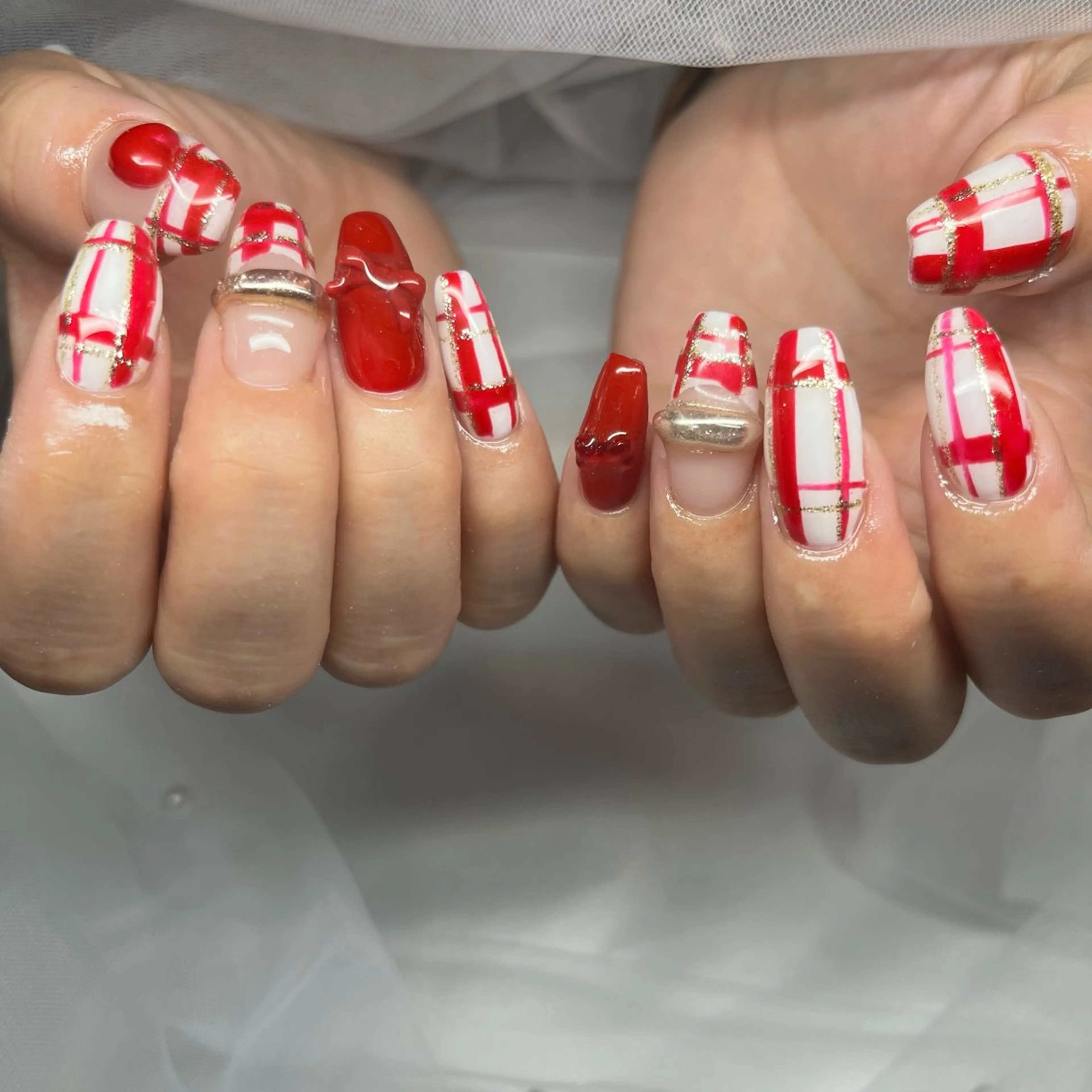 ネイル 赤色 ハンドネイル MIYUNA 💅のネイルデザイン