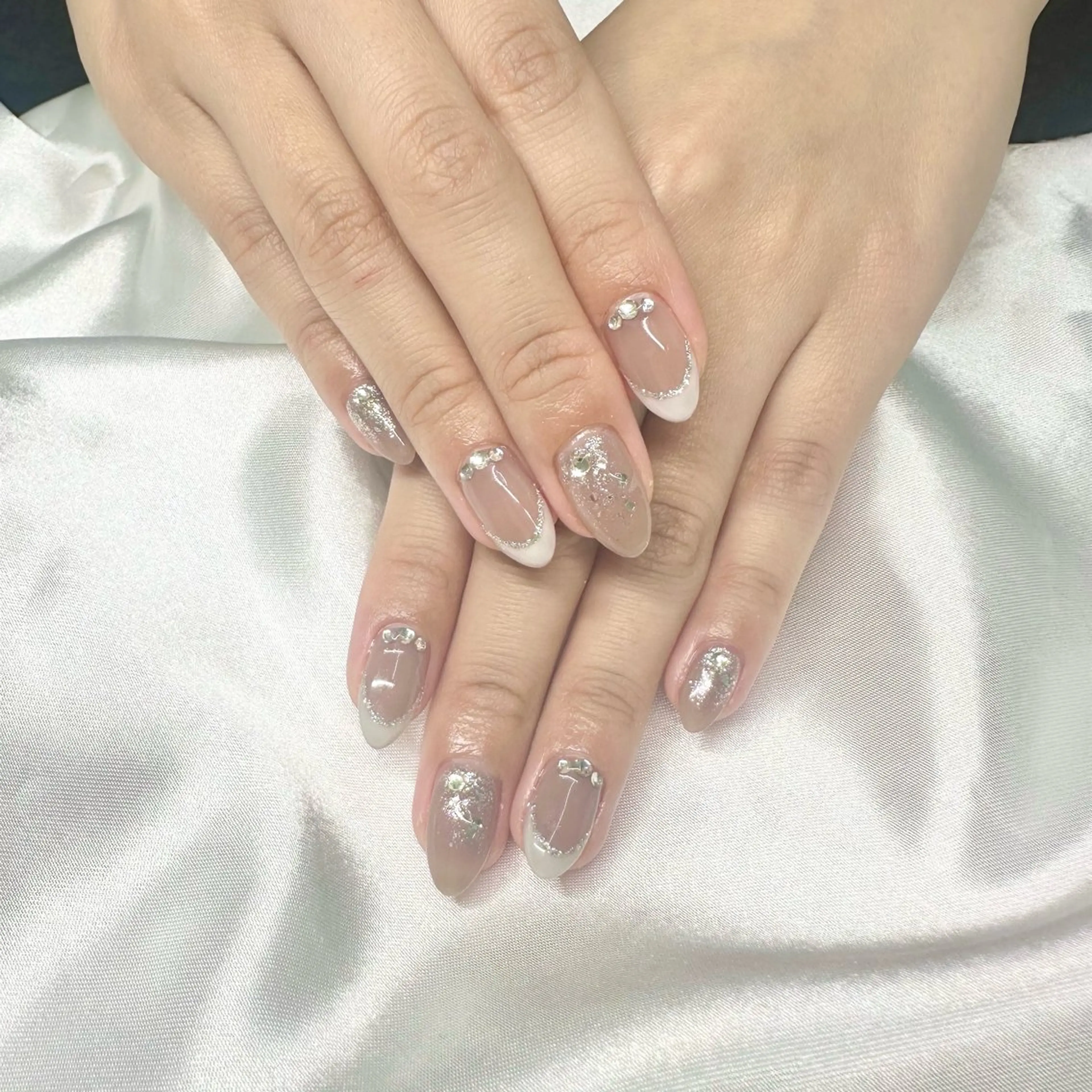 ネイル nail salon ＆ me🫧のネイルデザイン