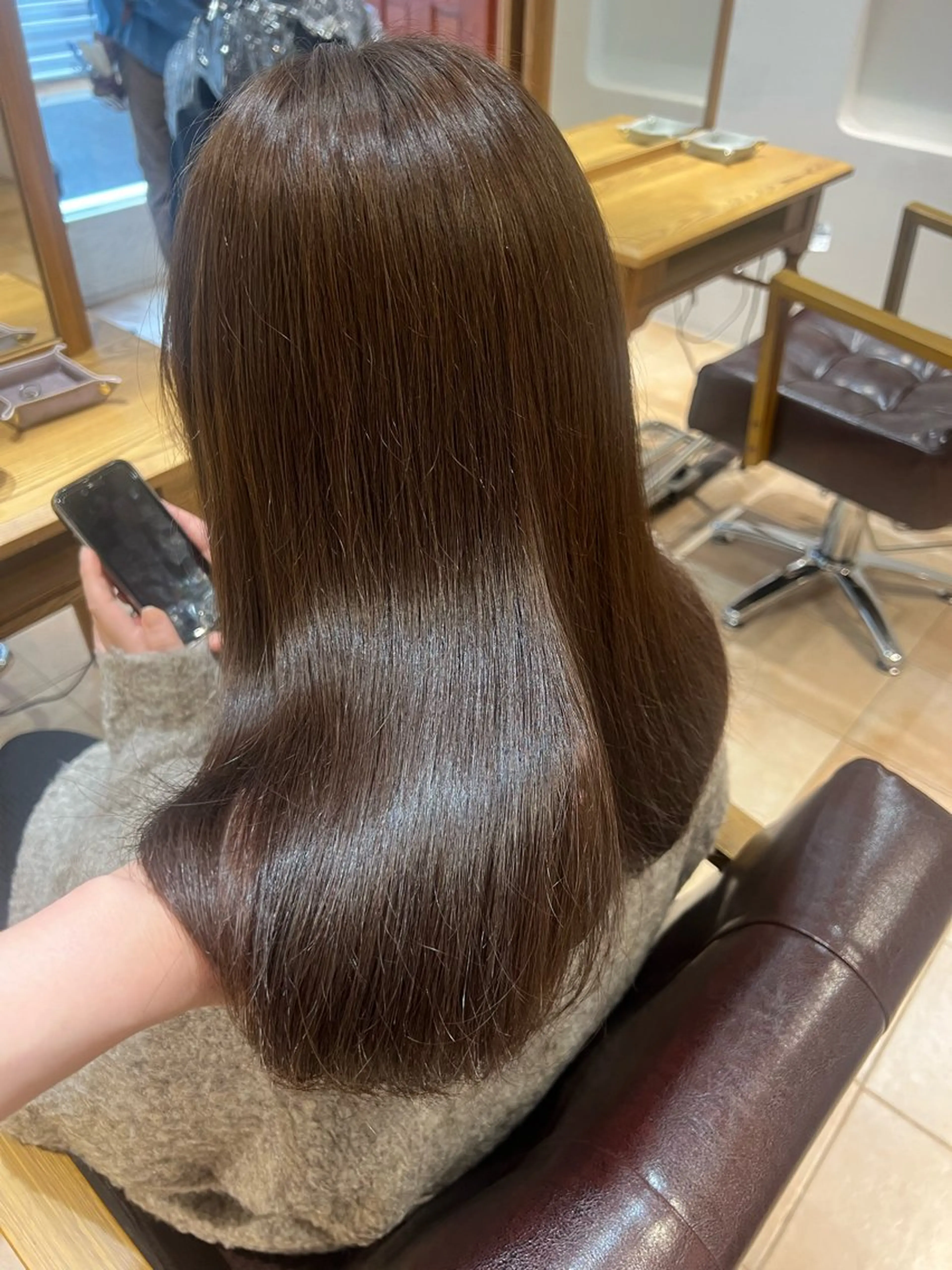 セミロング カラー 🥀韓国ヘア🥀 宮津真菜のヘアスタイル