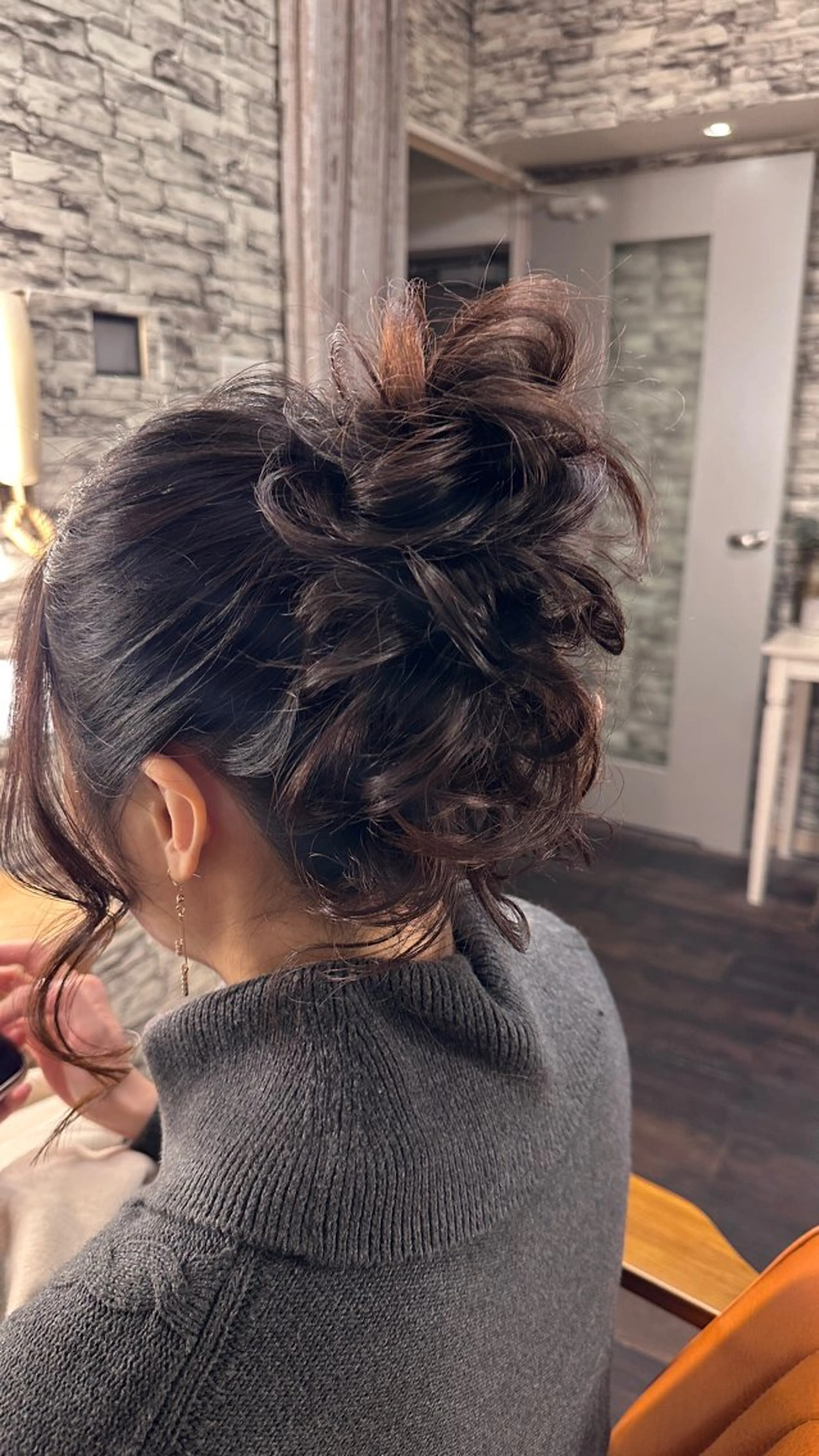 セミロング ヘアアレンジ お団子ヘア hair make  Lucciのヘアスタイル