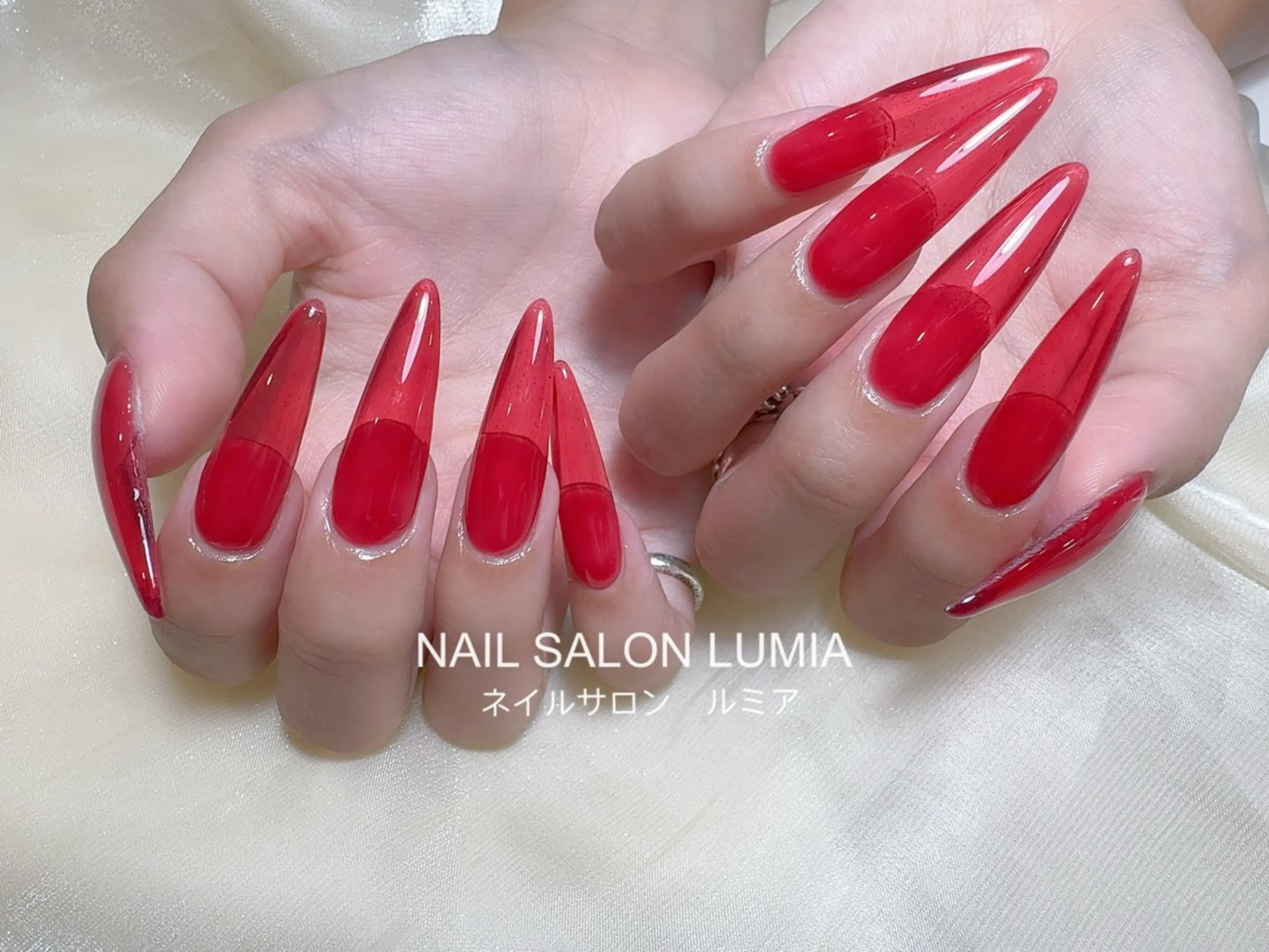 ネイル ハンドネイル ネイルサロン ルミア Lumia 店長のネイルデザイン