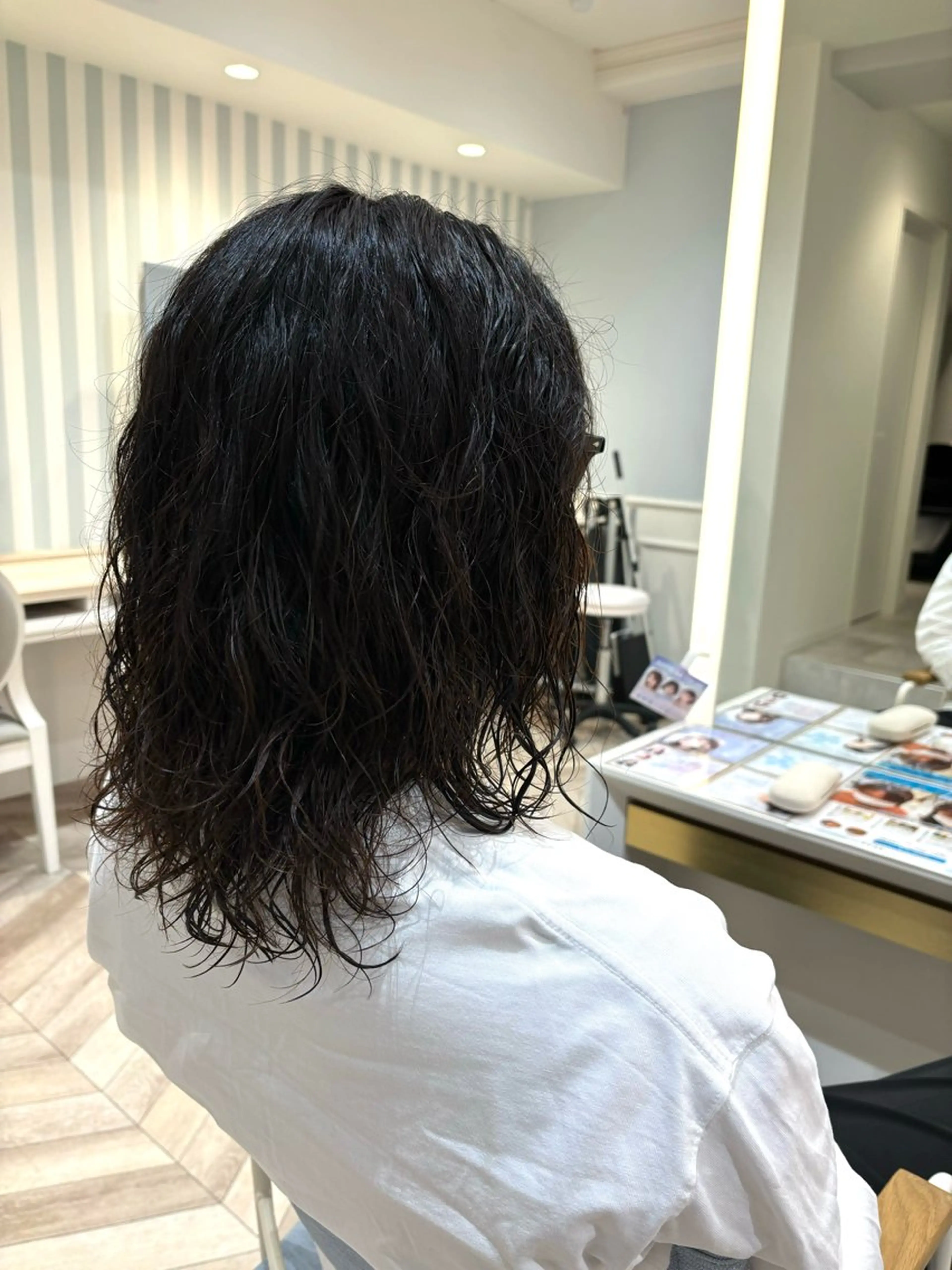 セミロング パーマ メンズ メンズパーマ セミロングパーマ スパイラルパーマ 💐レイヤー/透明感 カラー💐智口彩香のヘアスタイル