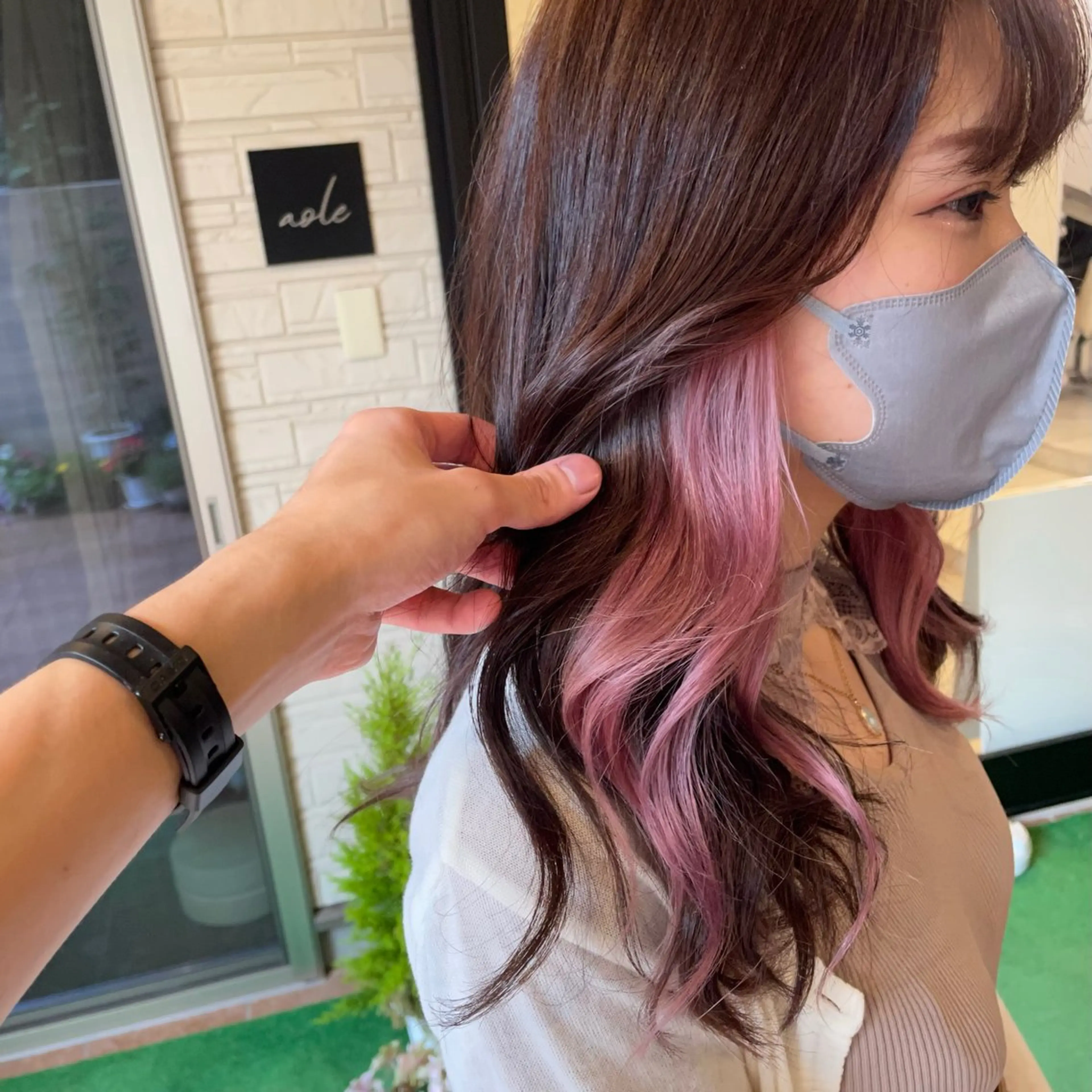 セミロング 飯田 実歩(じっぽ)のヘアスタイル
