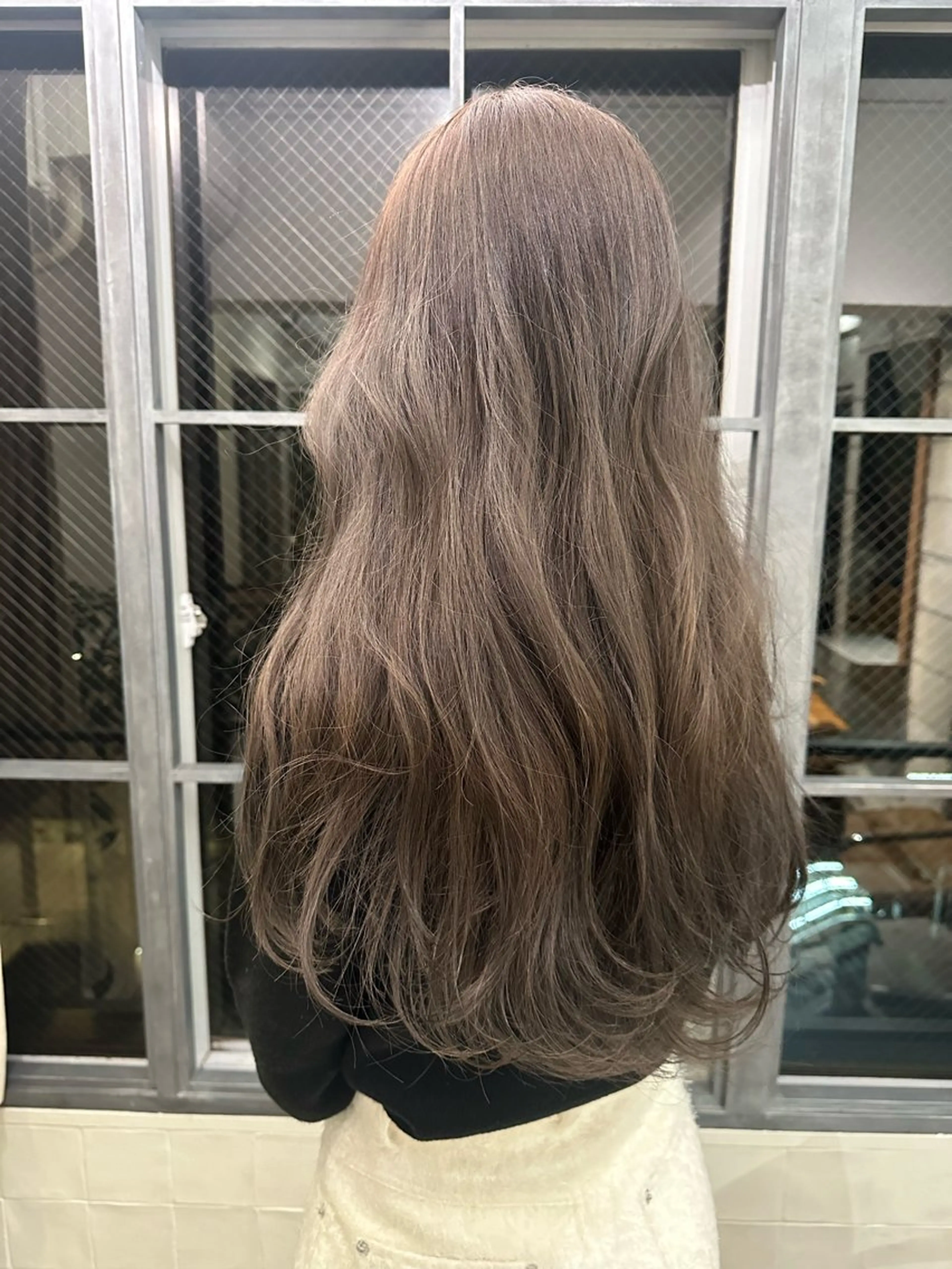 ロング レイヤーカット‎🤍 /ともえ🤎🧸のヘアスタイル