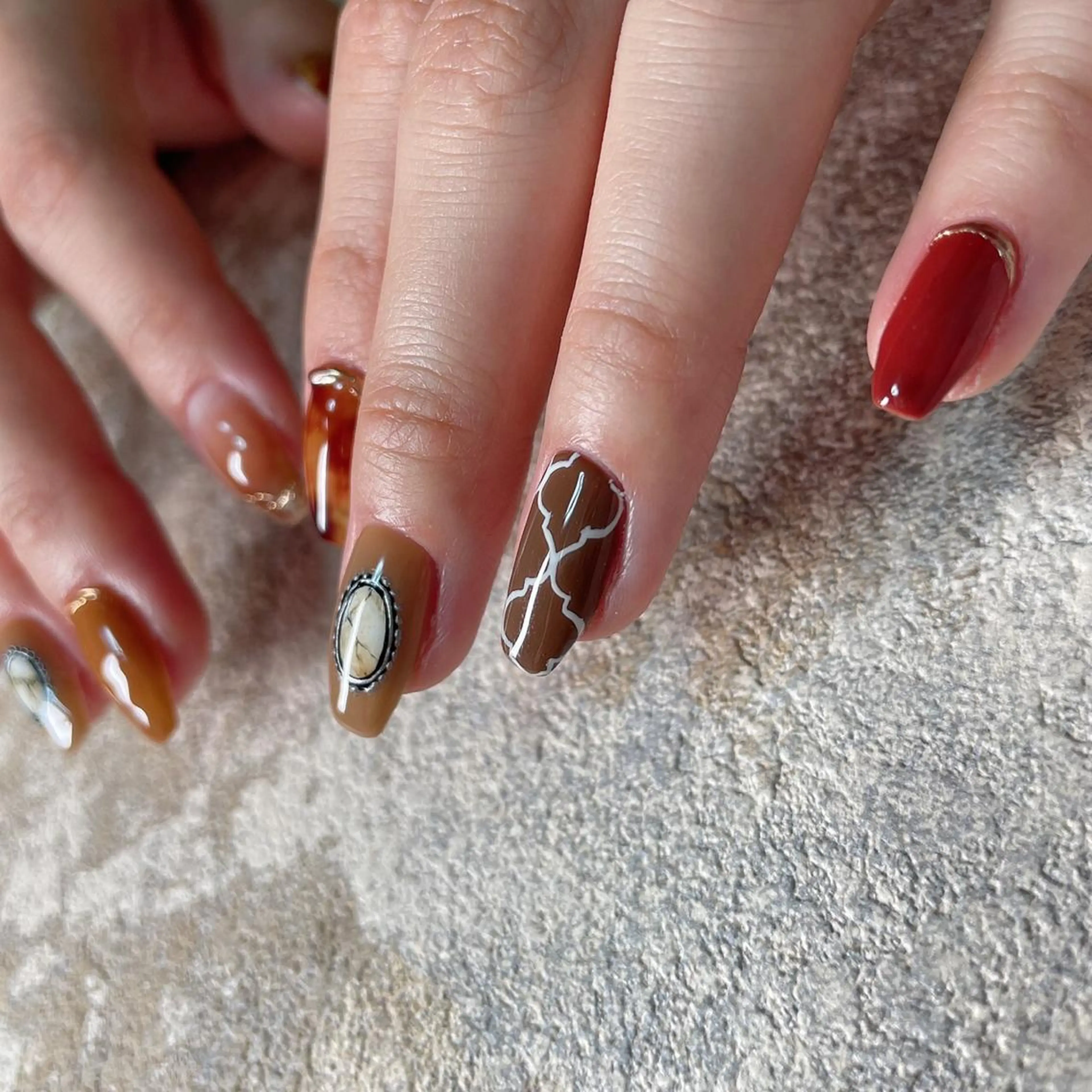 ネイル ブラウン ハンドネイル lilbondir. chiharuのネイルデザイン