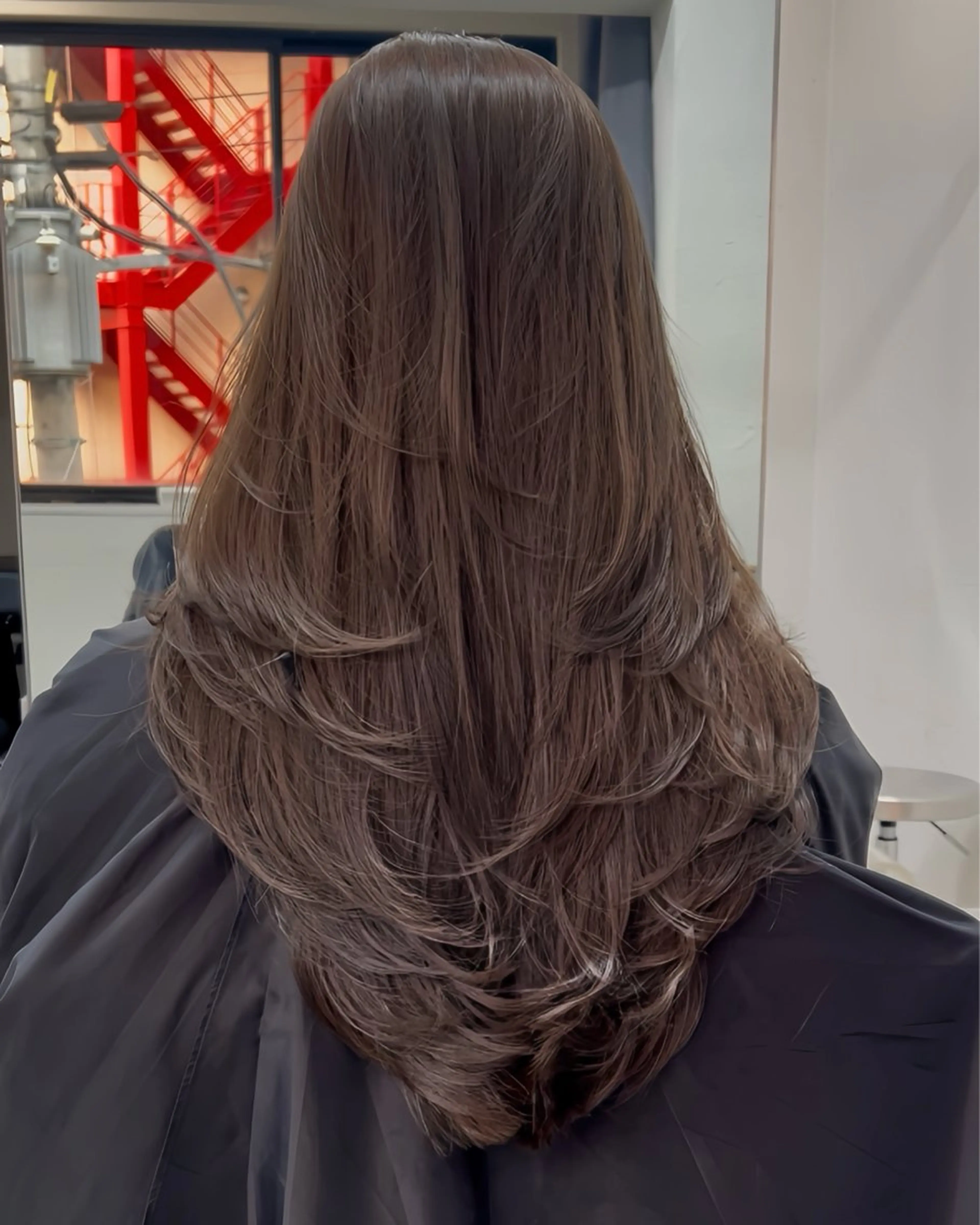 ロング カラー 透明感カラー 韓国風ヘア レイヤーカット カット ヘアカラー トリートメント sunc所属・梅田l大人韓国ヘア レイヤー×艶カラーのヘアスタイル