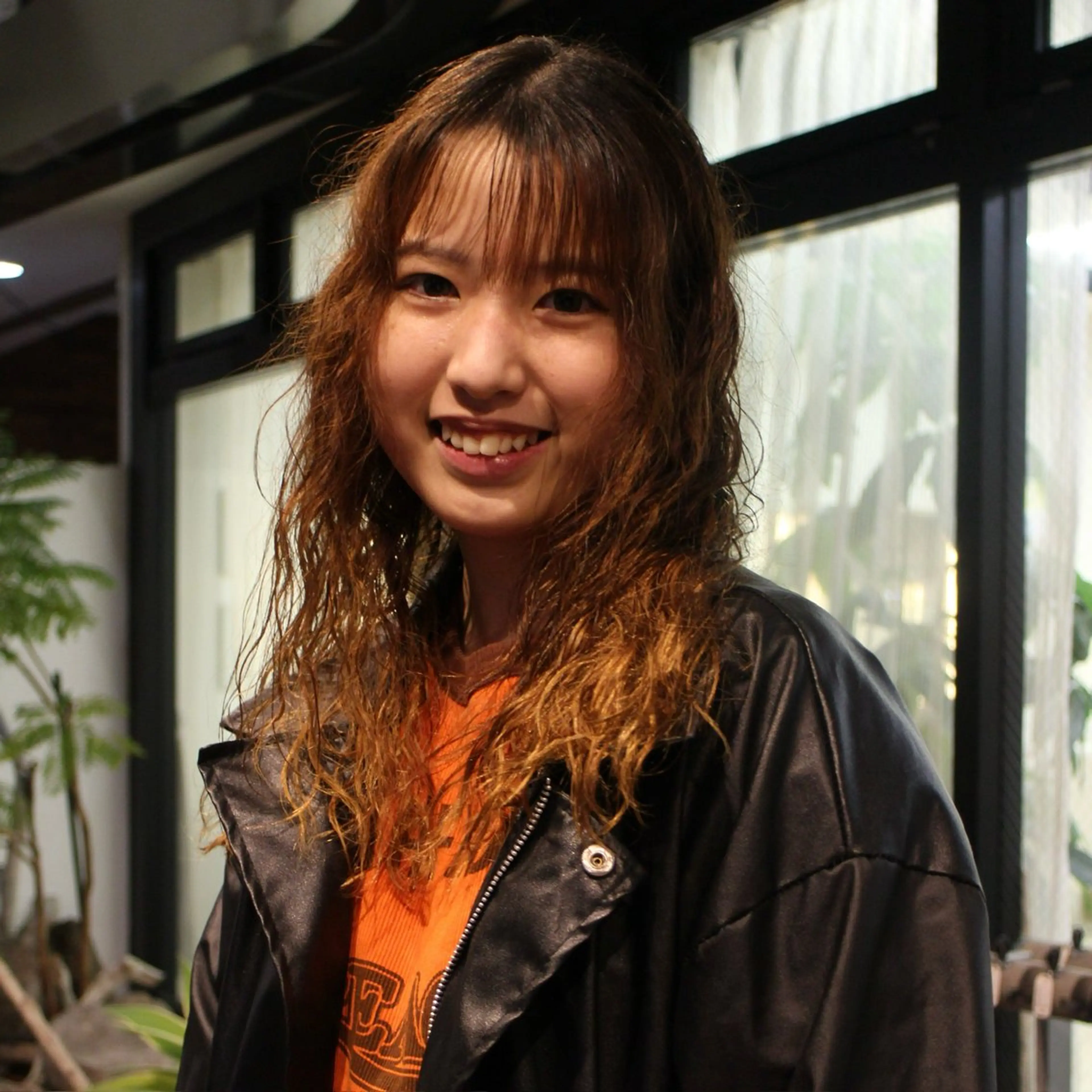 セミロング パーマ セミロングパーマ カーリーパーマ/ 透明ｶﾗｰ/MIKUのヘアスタイル