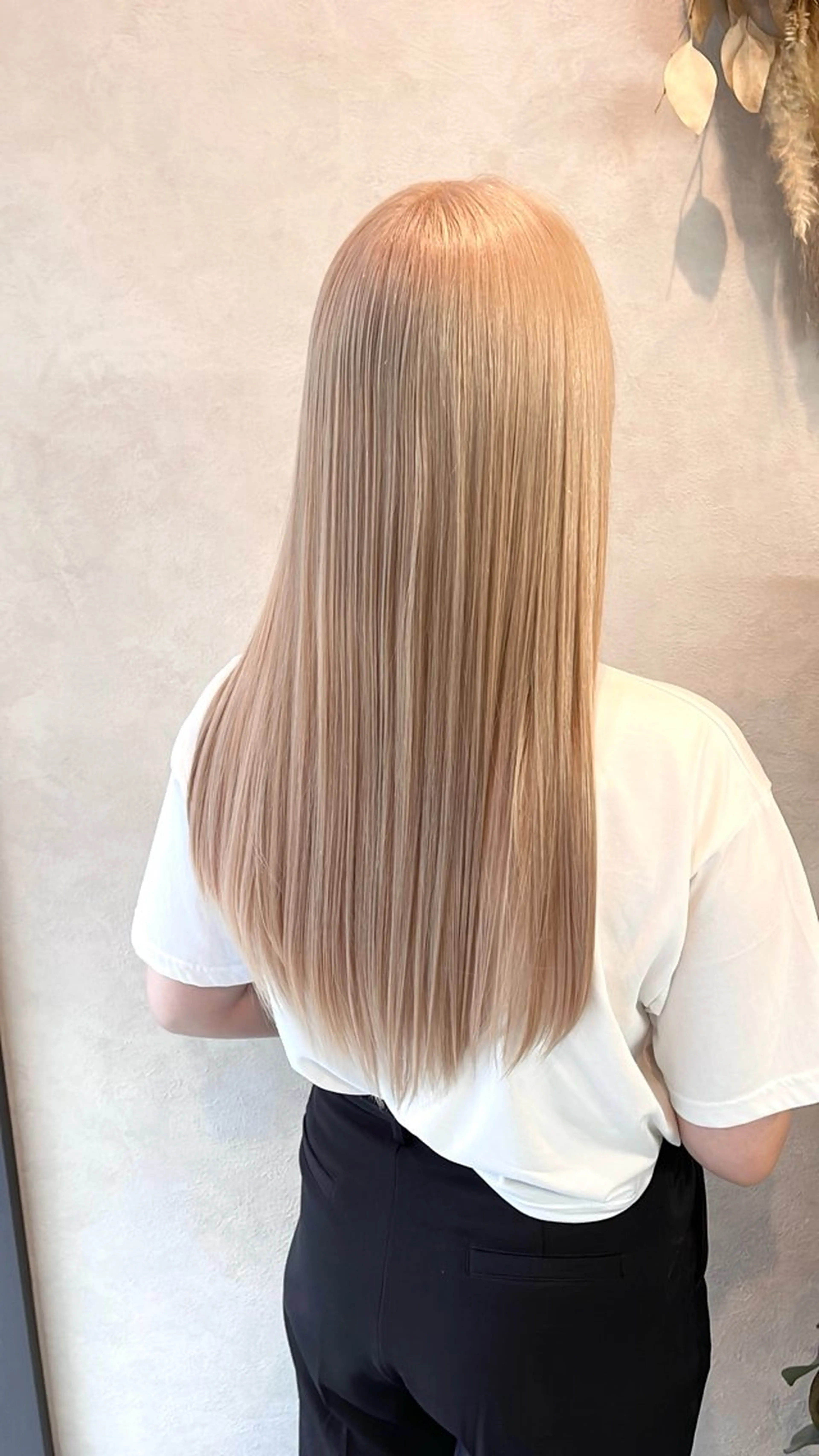 ロング カラー ヘアカラー 平山 采弥のヘアスタイル