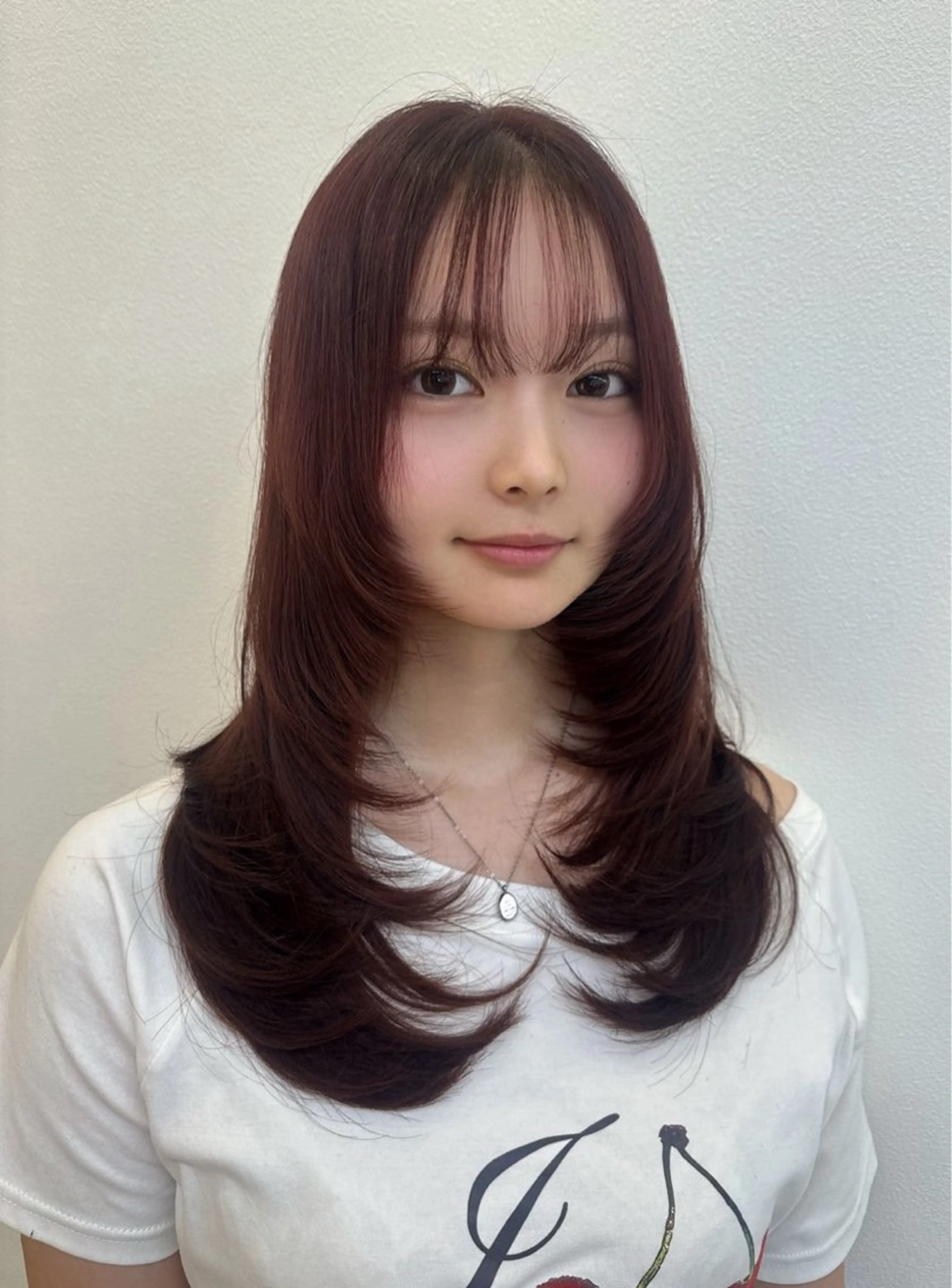 セミロング 井樋 乙葉のヘアスタイル