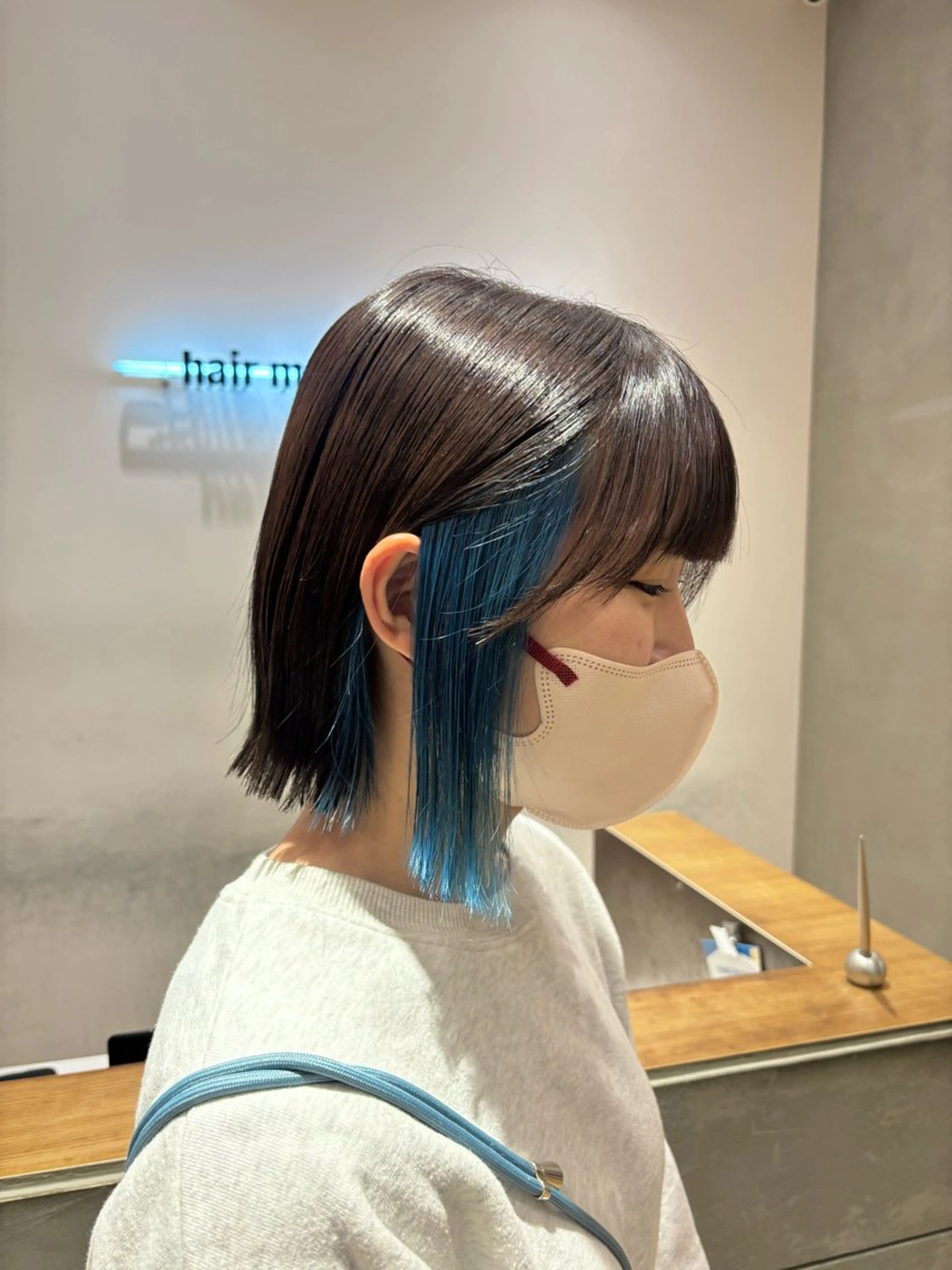 ショート カラー ブリーチ カット ヘアカラー トリートメント レイヤー🍑透明感 カラー🤎AKARIのヘアスタイル
