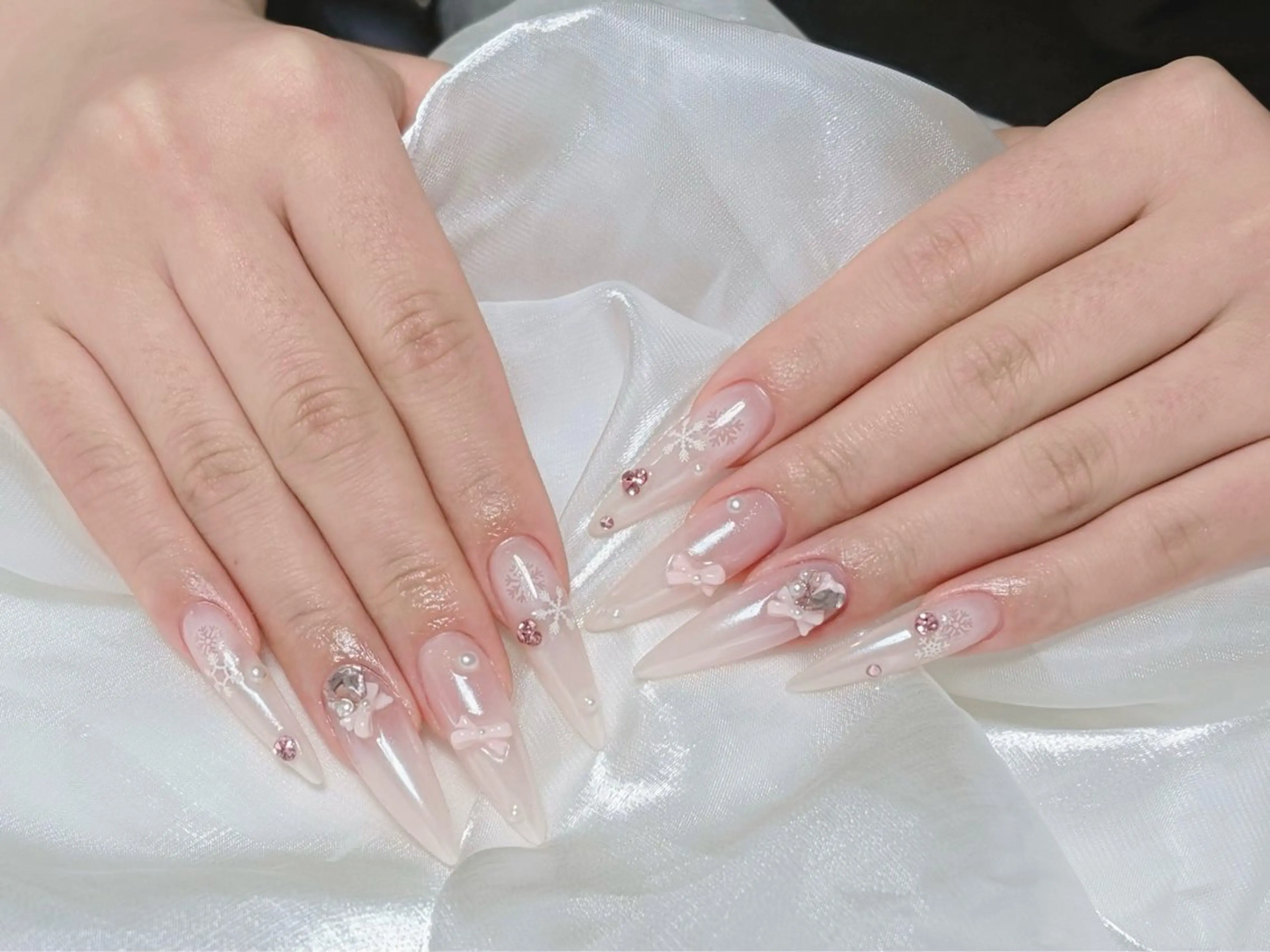 ロング ハンドネイル アントレイ ネイル所属・entree アントレイ ネイルのネイルデザイン