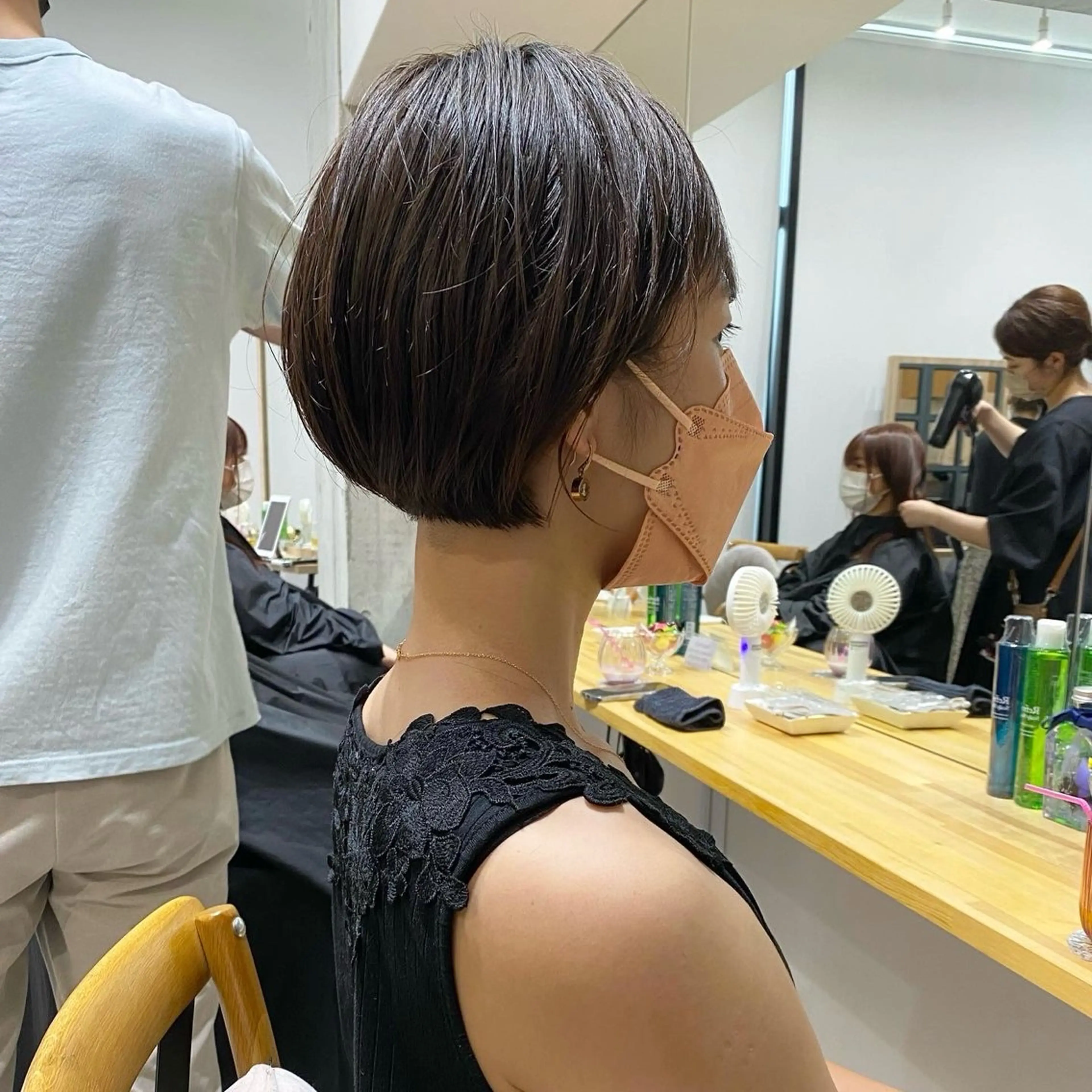 ショート ハイライト 髪質改善 レイヤーカット ショートヘア カット ヘアカラー トリートメント また会いたくなる 美容師【KENTA】のヘアスタイル