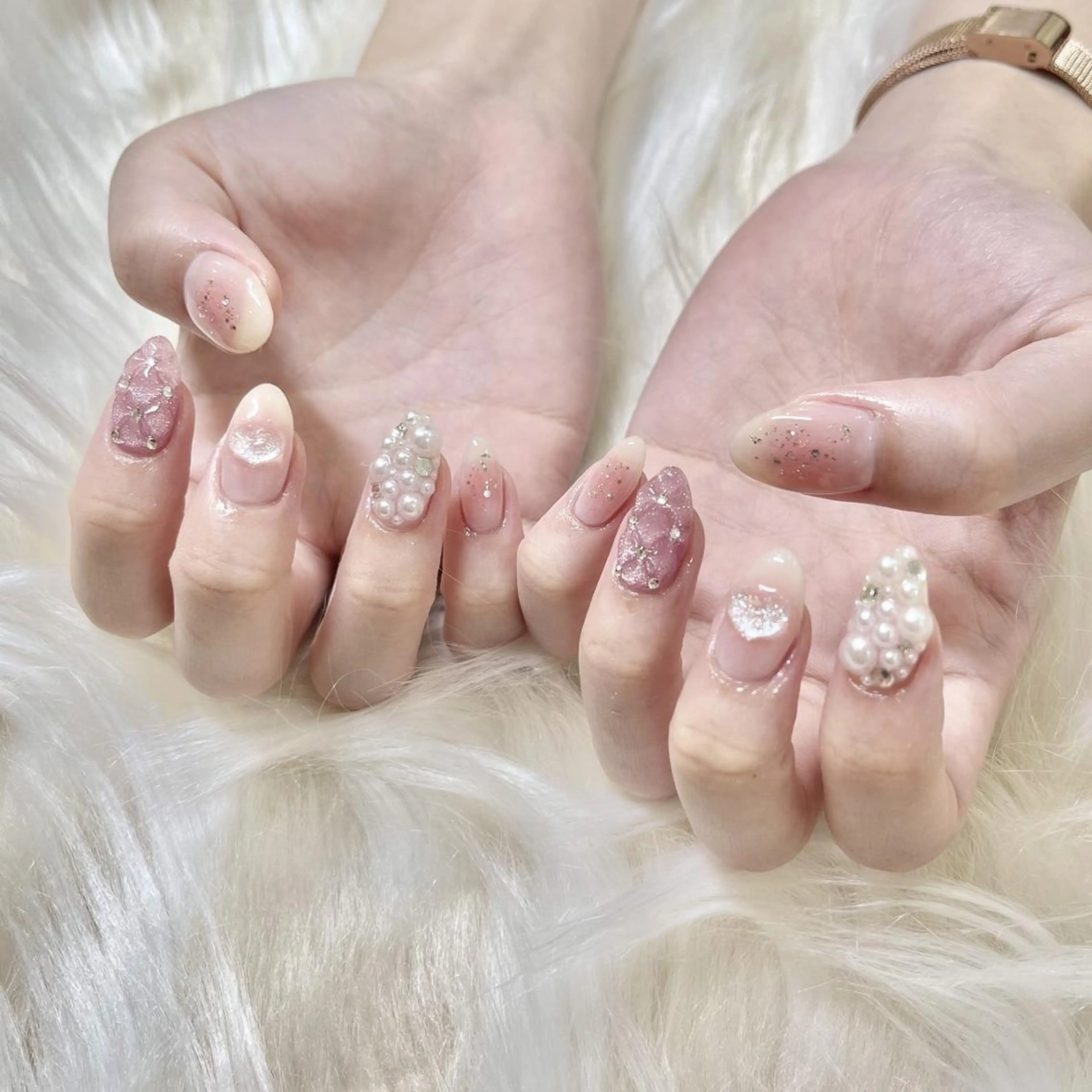 ネイル PEEKABOO京橋 EYE&NAILのマツエク・マツパデザイン