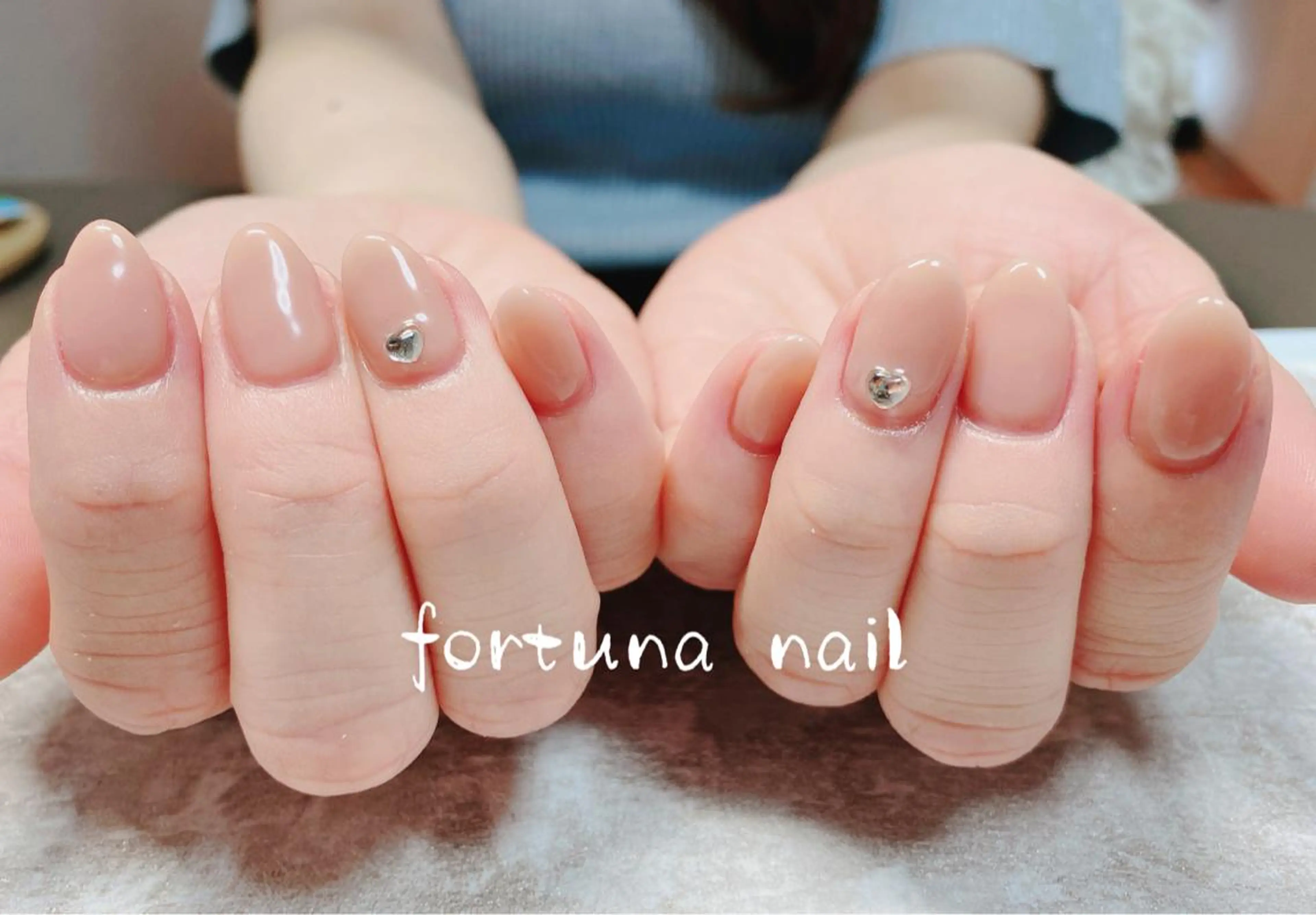 ネイル ハンドネイル Nail •Head スパFortunaのネイルデザイン