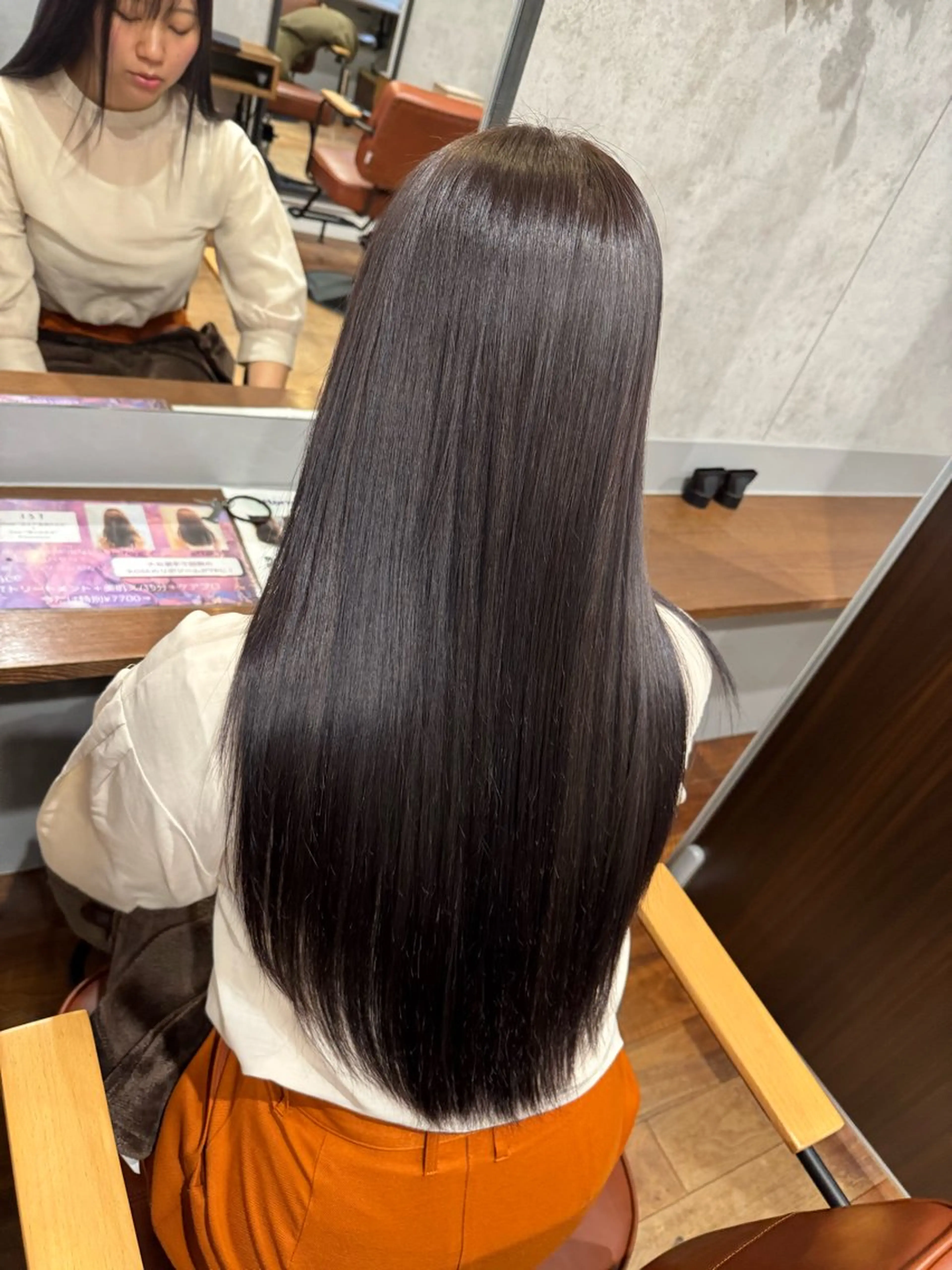 ロング カラー LOUVRE total beauty salon by aile所属・本間 渓の眉毛・アイブロウイメージ