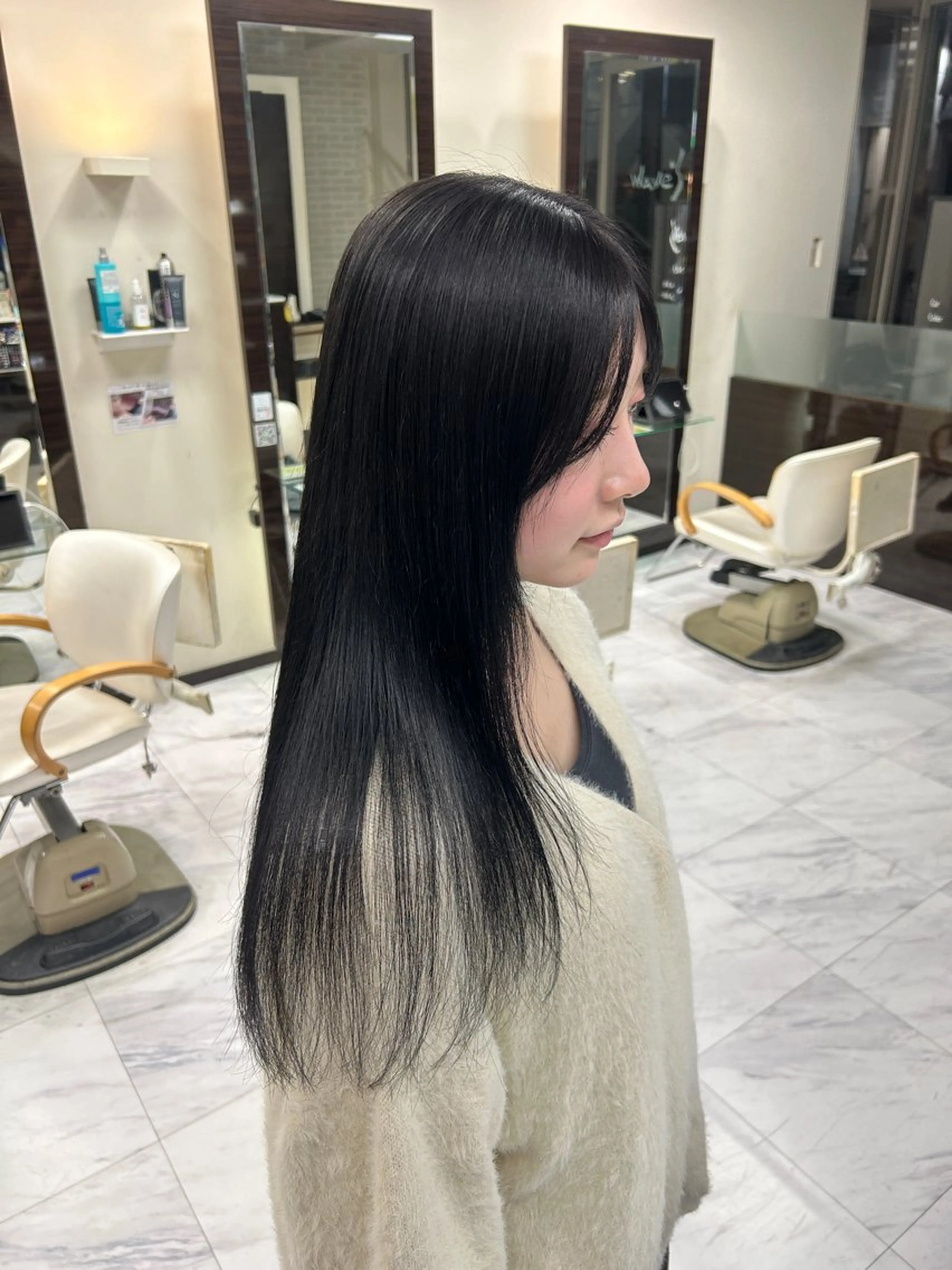 ロング ヘアカラー 透明感/ブリーチカラ ー🦋Rico🦋のヘアスタイル