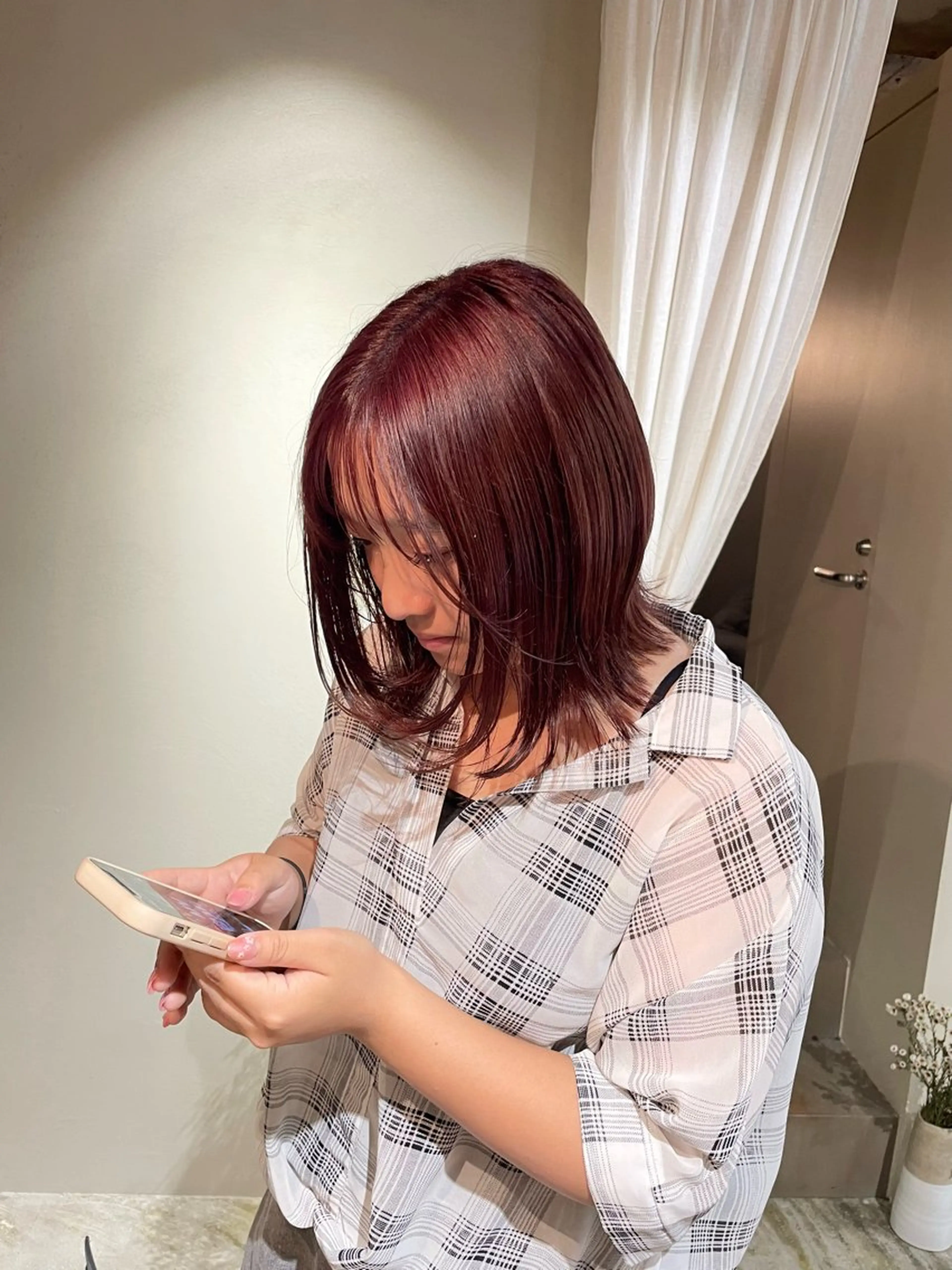 ミディアム カラー 山下 悠月のヘアスタイル