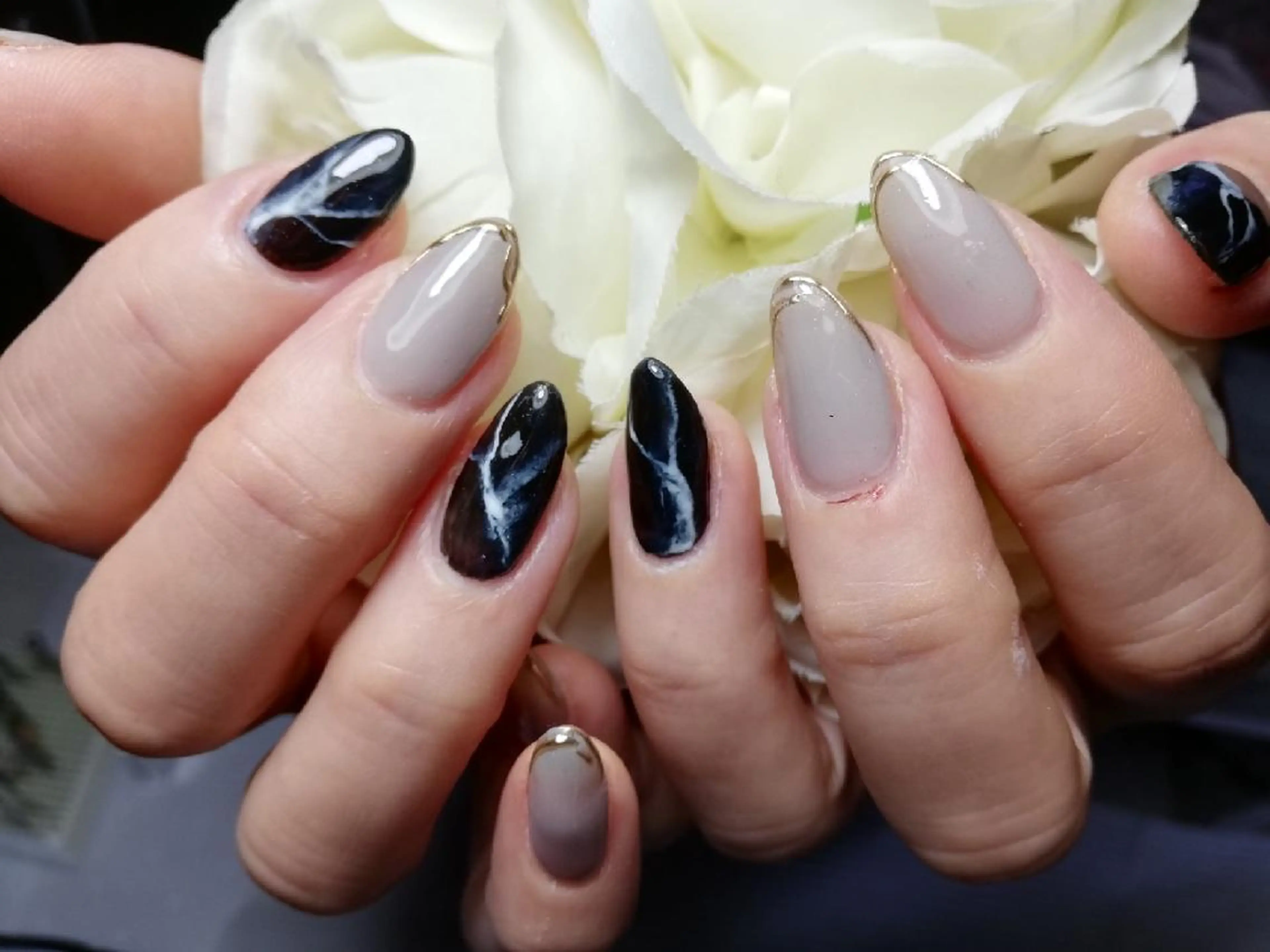 ネイル momohana  のネイルデザイン