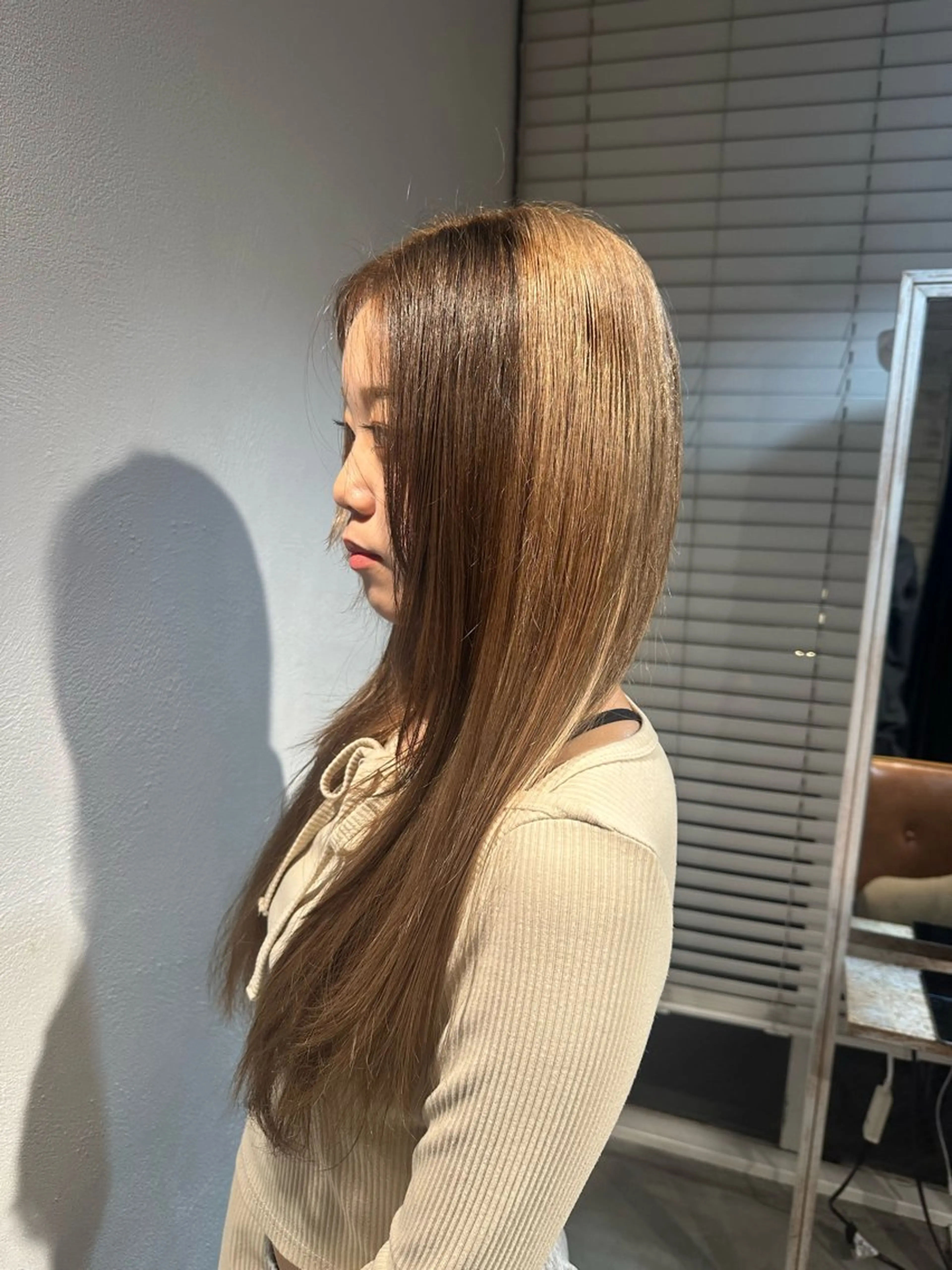 ロング カラー ヘアカラー トリートメント ハイトーンカラー が絶対可愛い✨泰聖✨のヘアスタイル