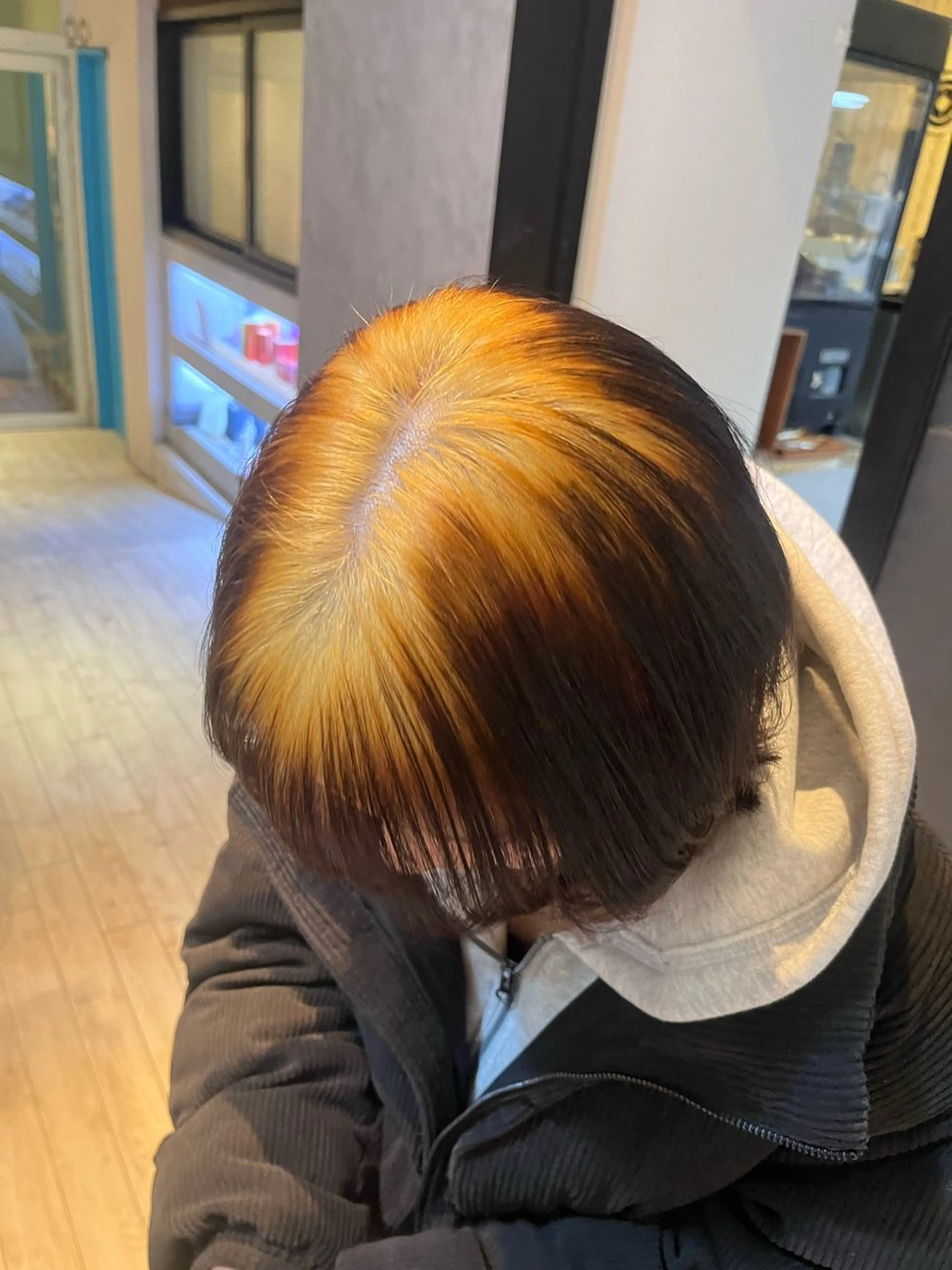 カラー ブリーチ カット ヘアカラー トリートメント 透明感カラー/パーマ 🌀アオノのヘアスタイル