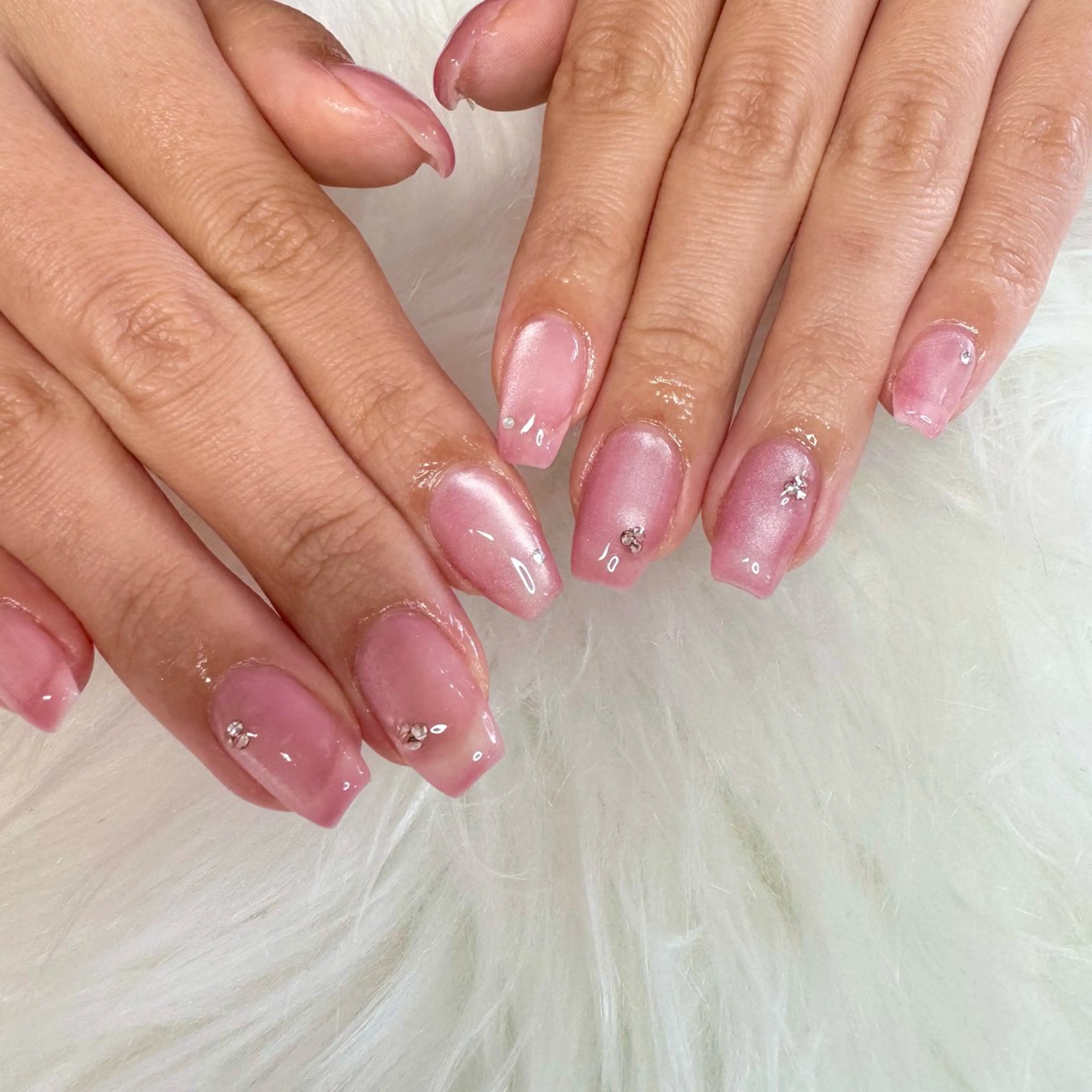 ネイル ハンドネイル La neige* yuki 🥯🍑のネイルデザイン