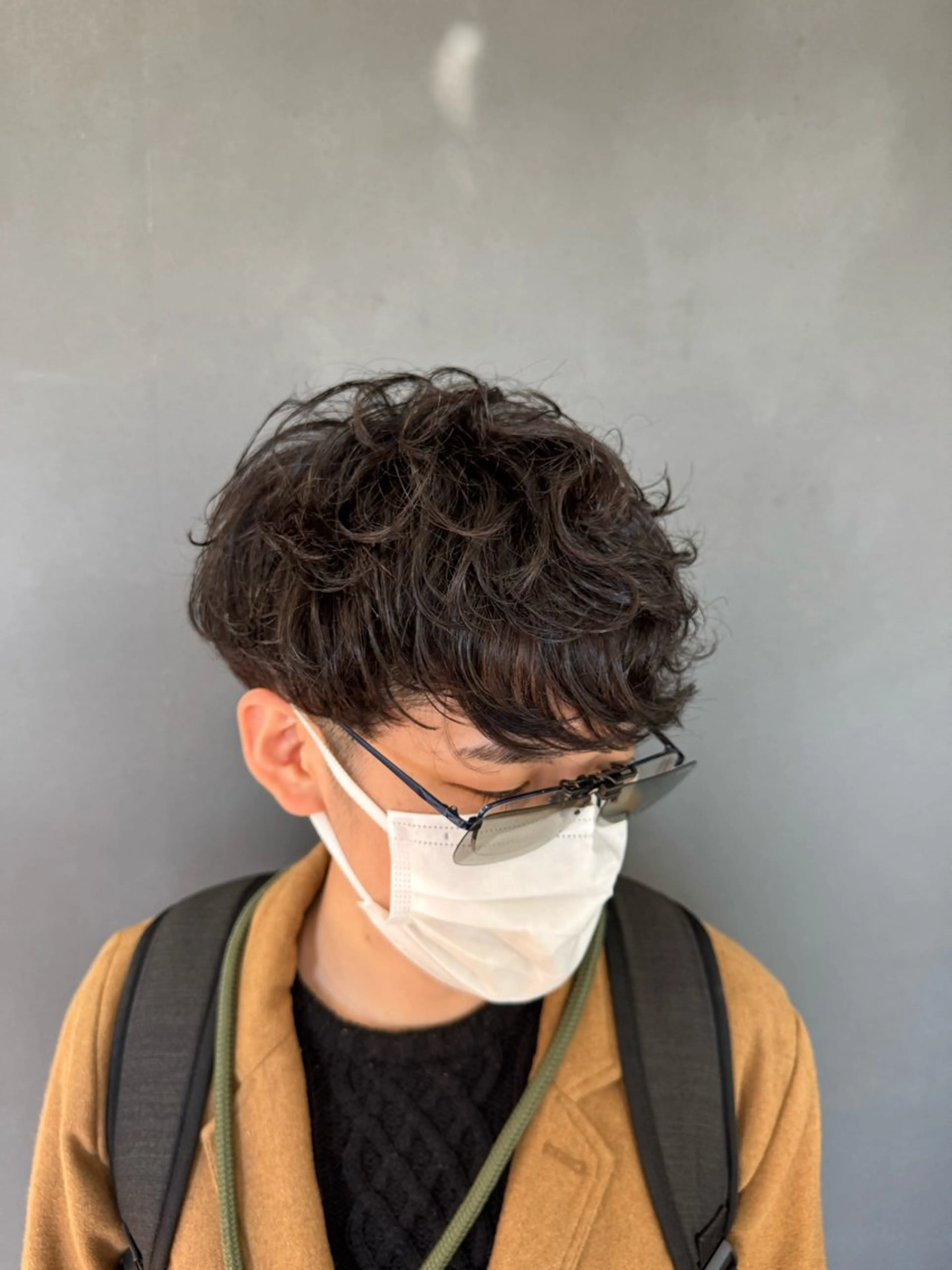 ショート パーマ メンズ スペインカール カット パーマ トリートメント 長屋 裕也のヘアスタイル