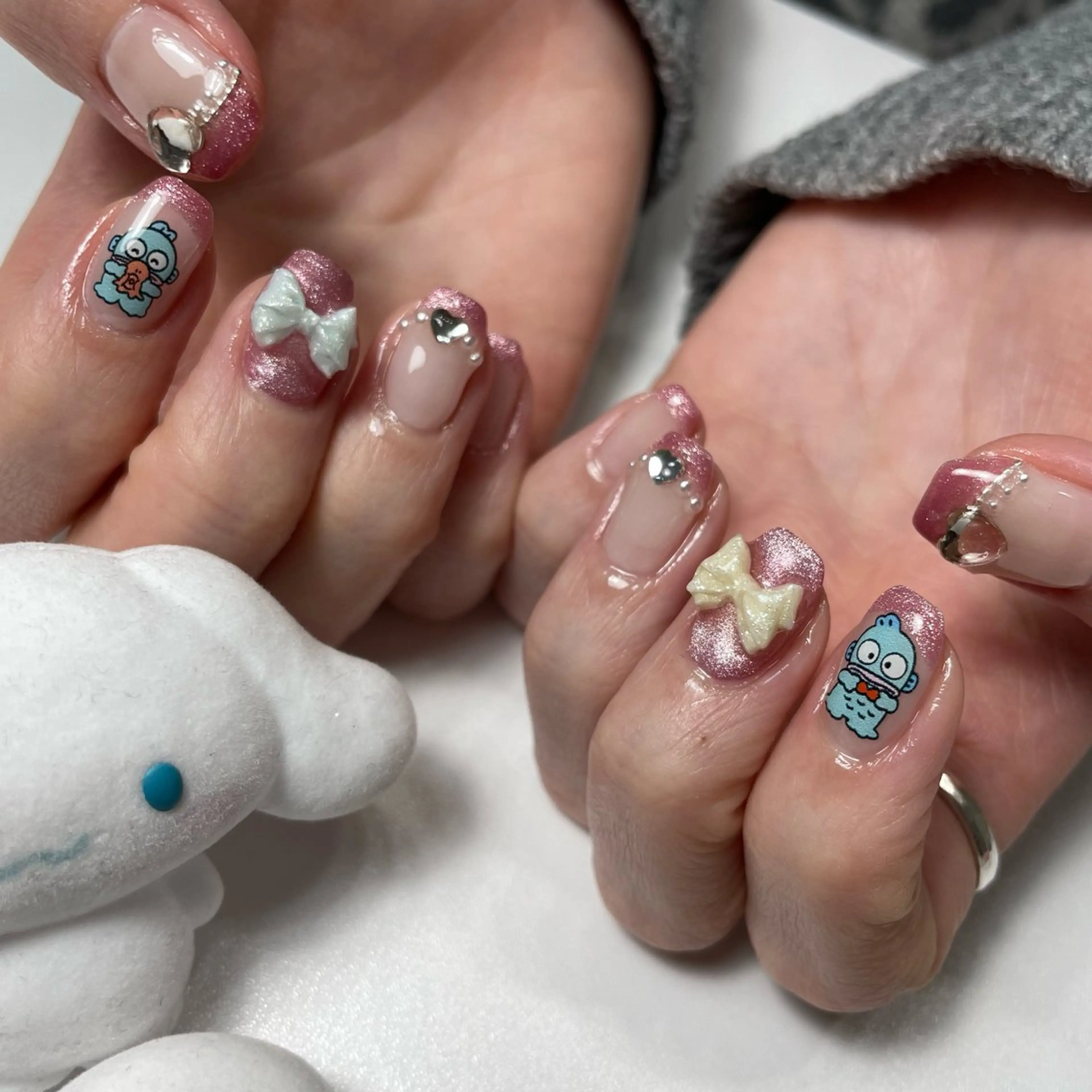 ネイル チークネイル フラッシュネイル ジェルネイル ハート ラメ(グリッター) ハンドネイル Sugar. ひかり໒꒱˚.*のネイルデザイン