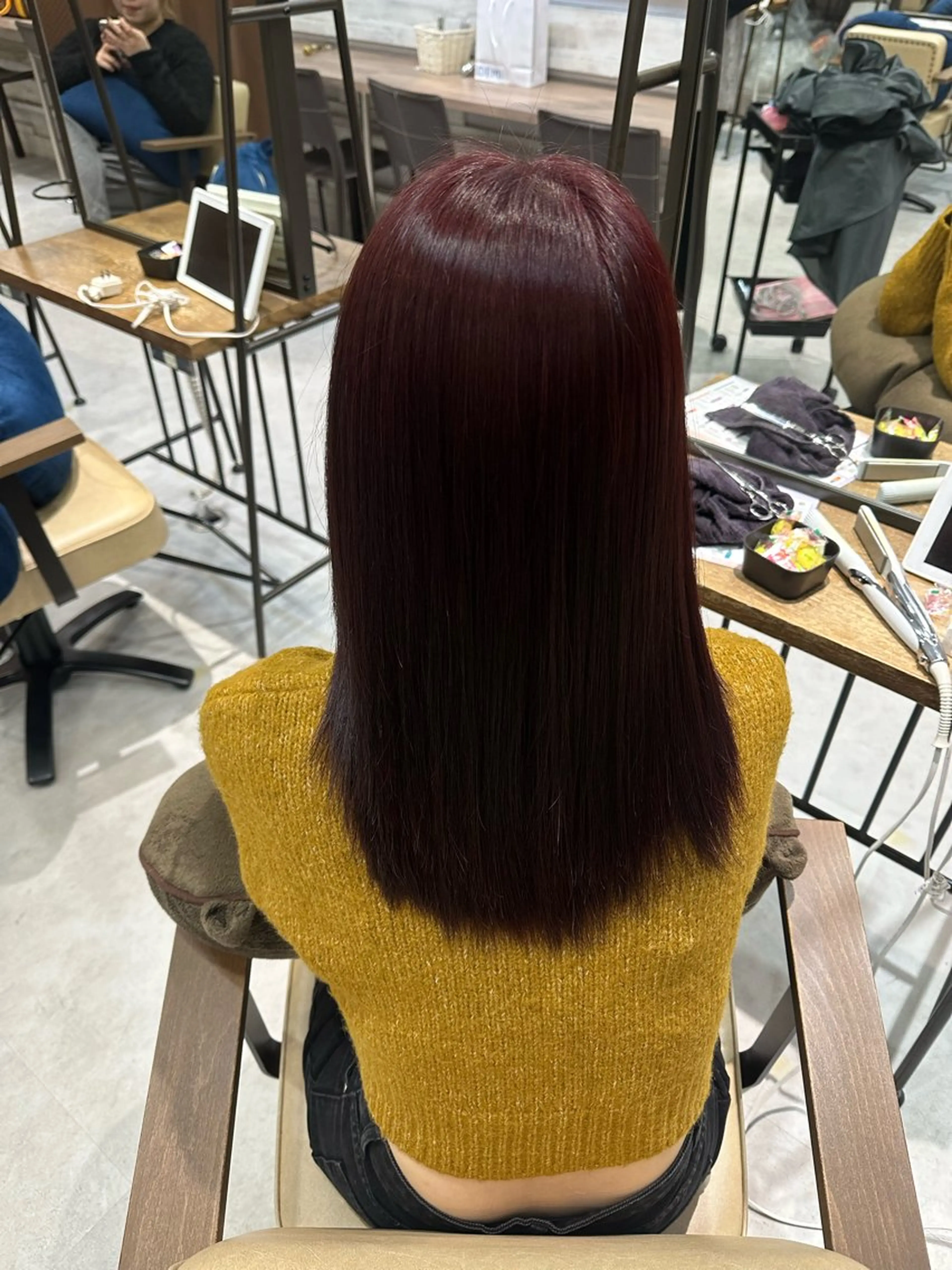 セミロング カラー カット ヘアカラー トリートメント 髪質改善AUSTIN登戸所属・野村 一花 / 暖色 カラー / Wカラーのヘアスタイル