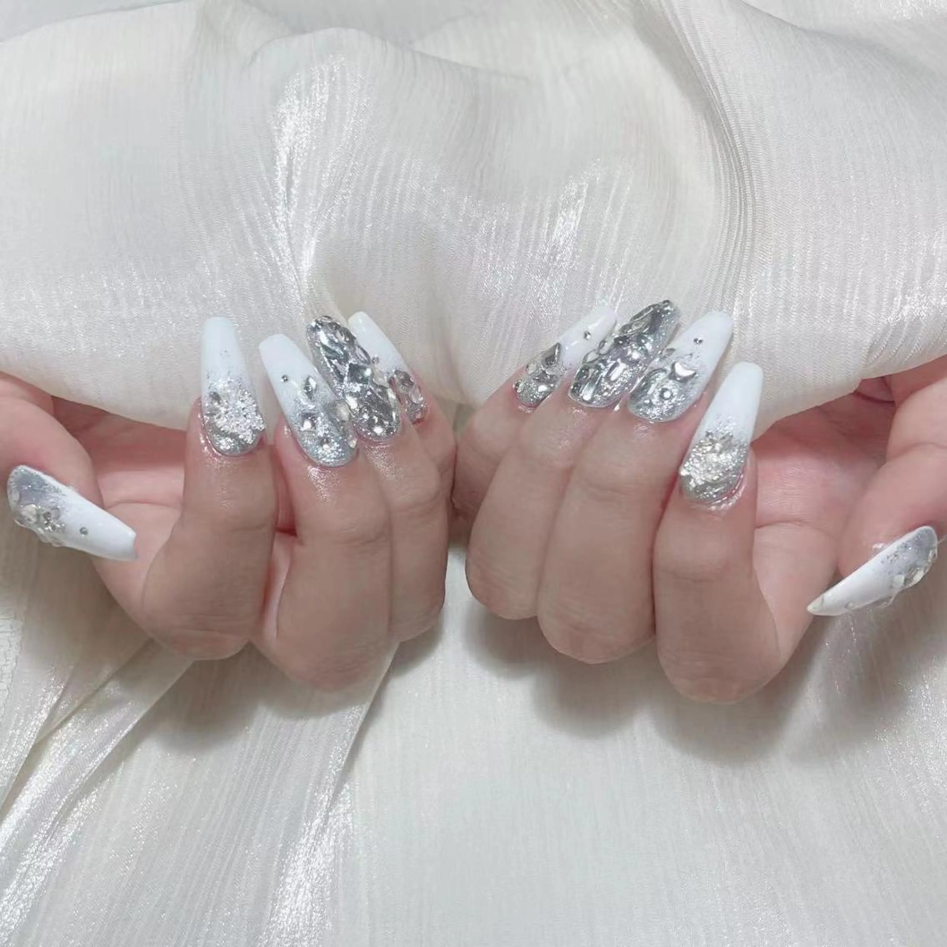 ネイル ハンドネイル DIAMOND 💦のネイルデザイン