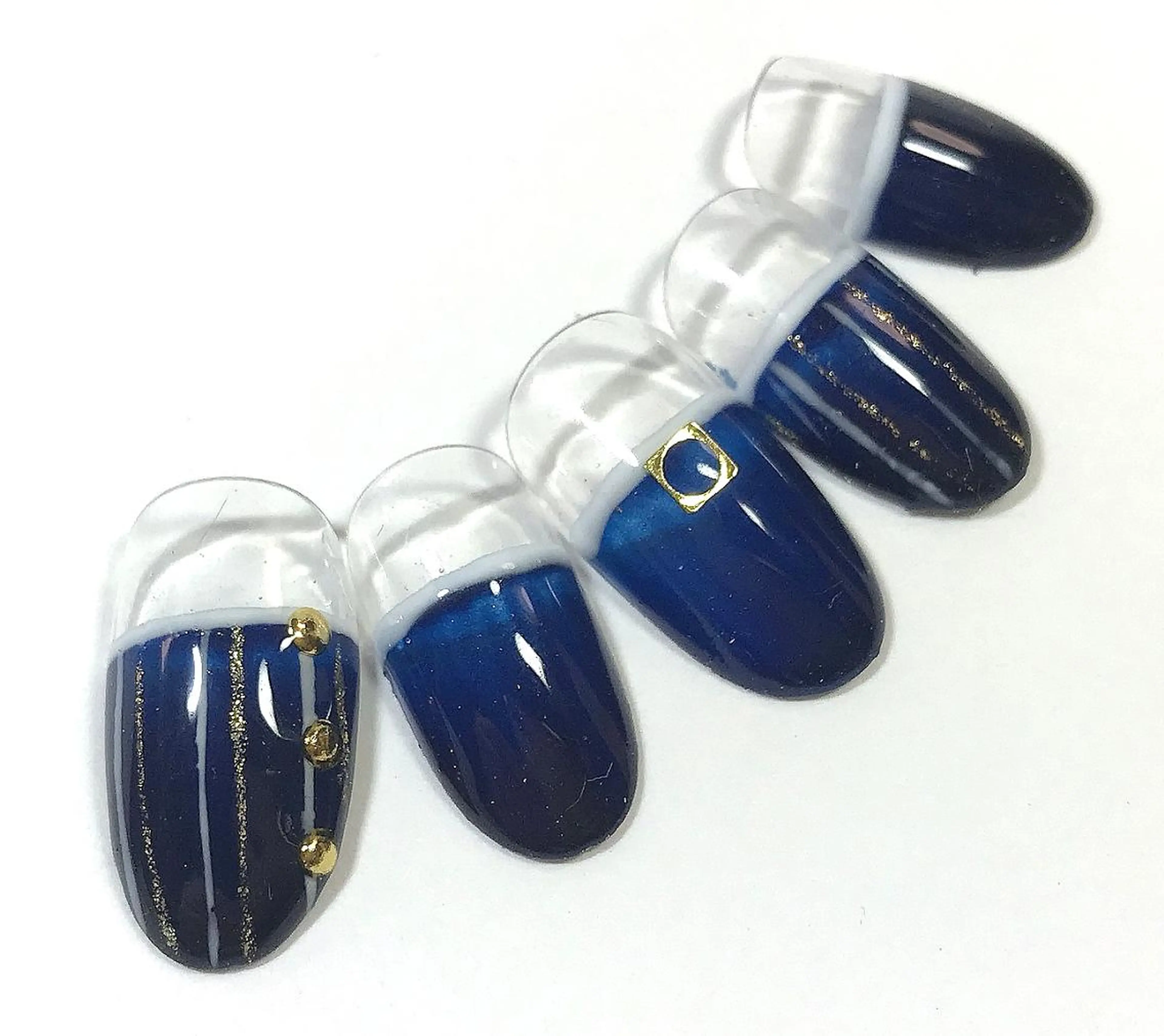 ネイル イワサキ  のネイルデザイン