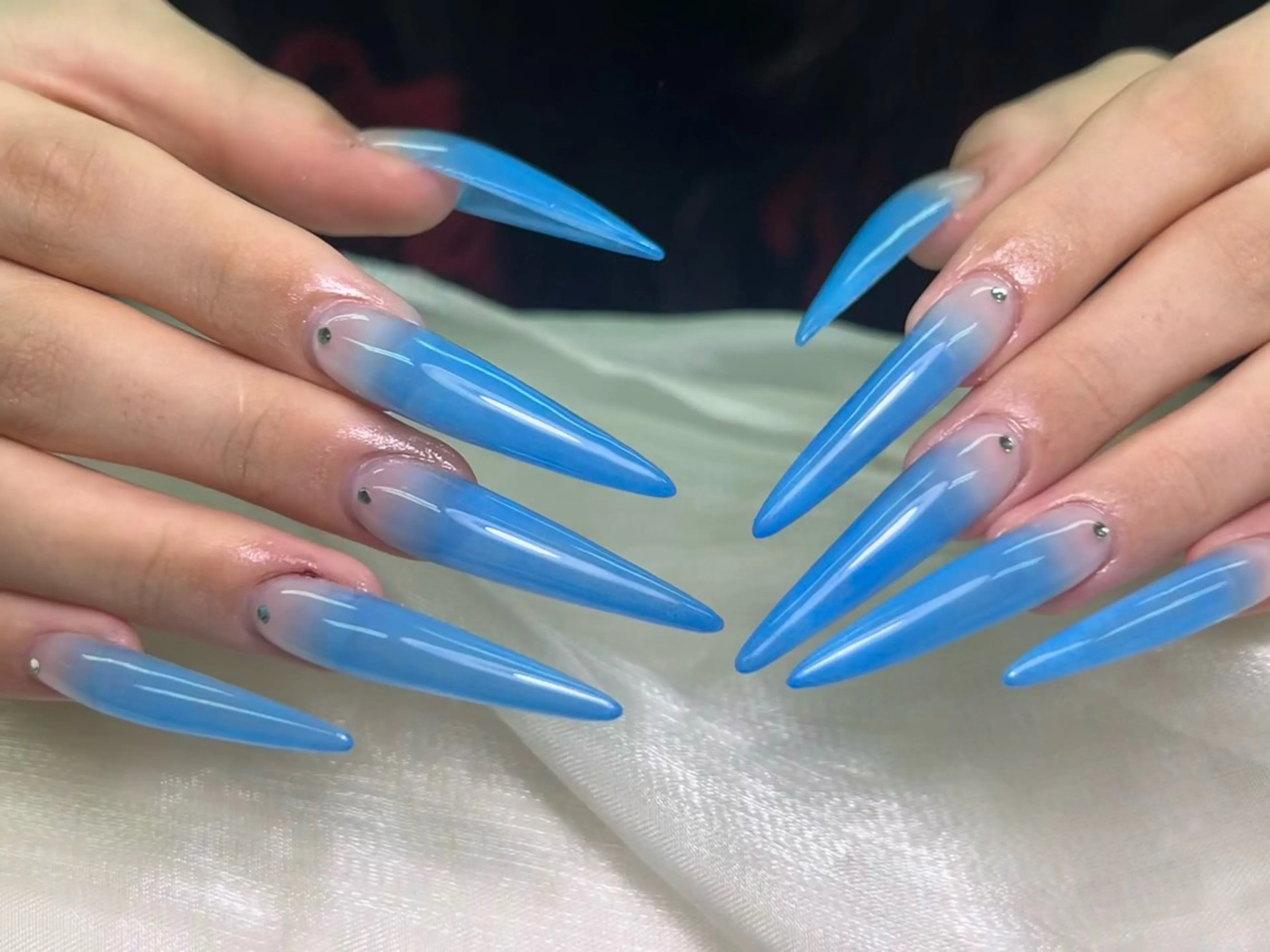 ネイル ロングネイル スーパーロングネイル ハンドネイル lucky nail 歌舞伎町のネイルデザイン