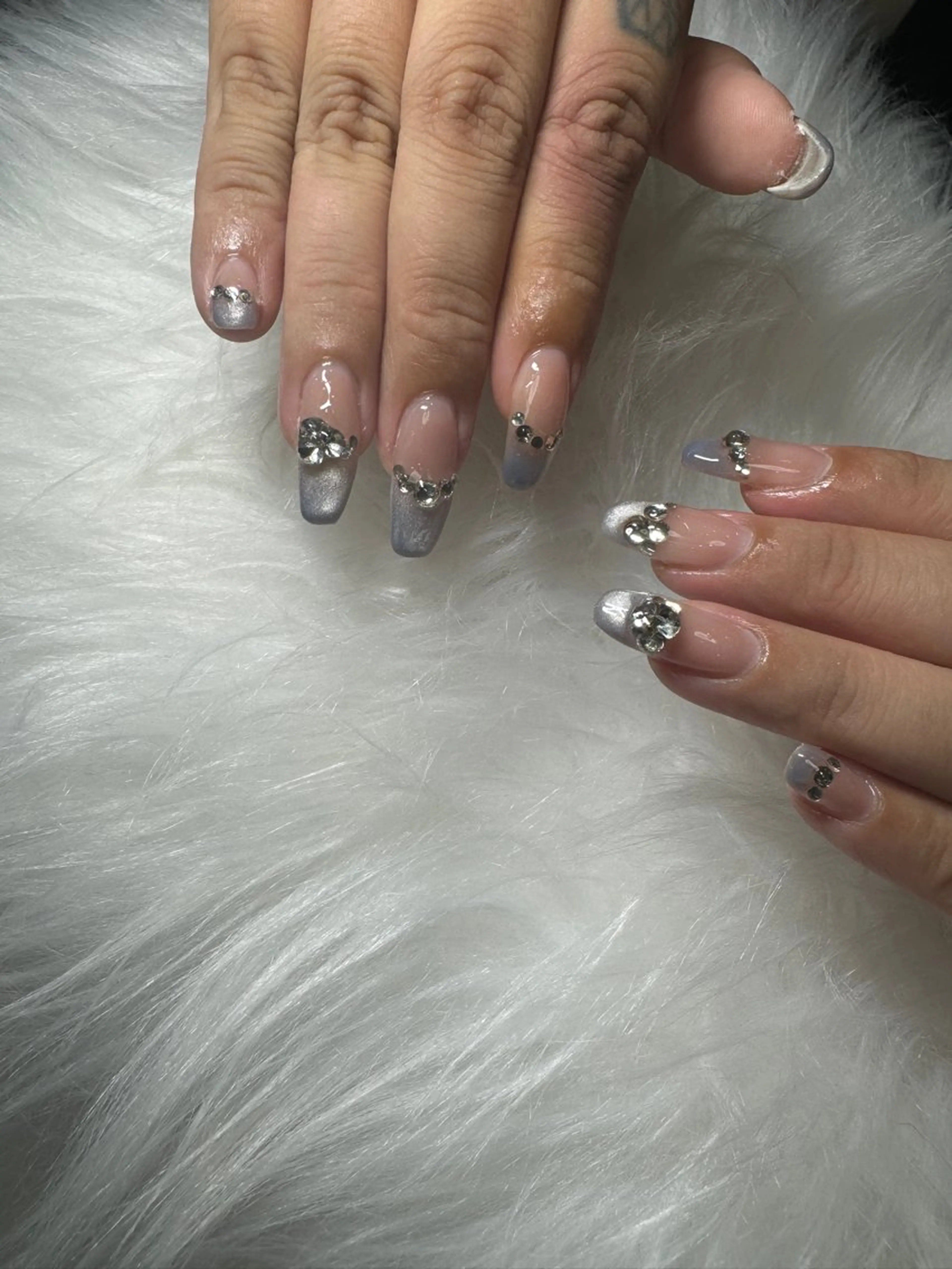 ネイル AZU nailのネイルデザイン